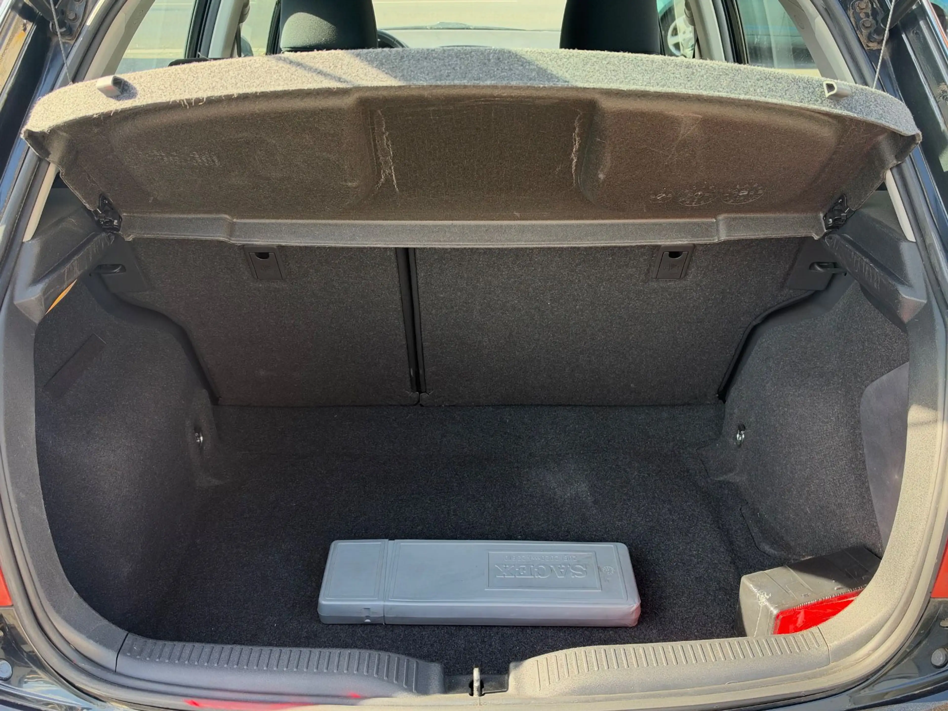Toyota Auris 1.3 Edition 2. Hand Tüv Neu Sitzheizung — photo 12