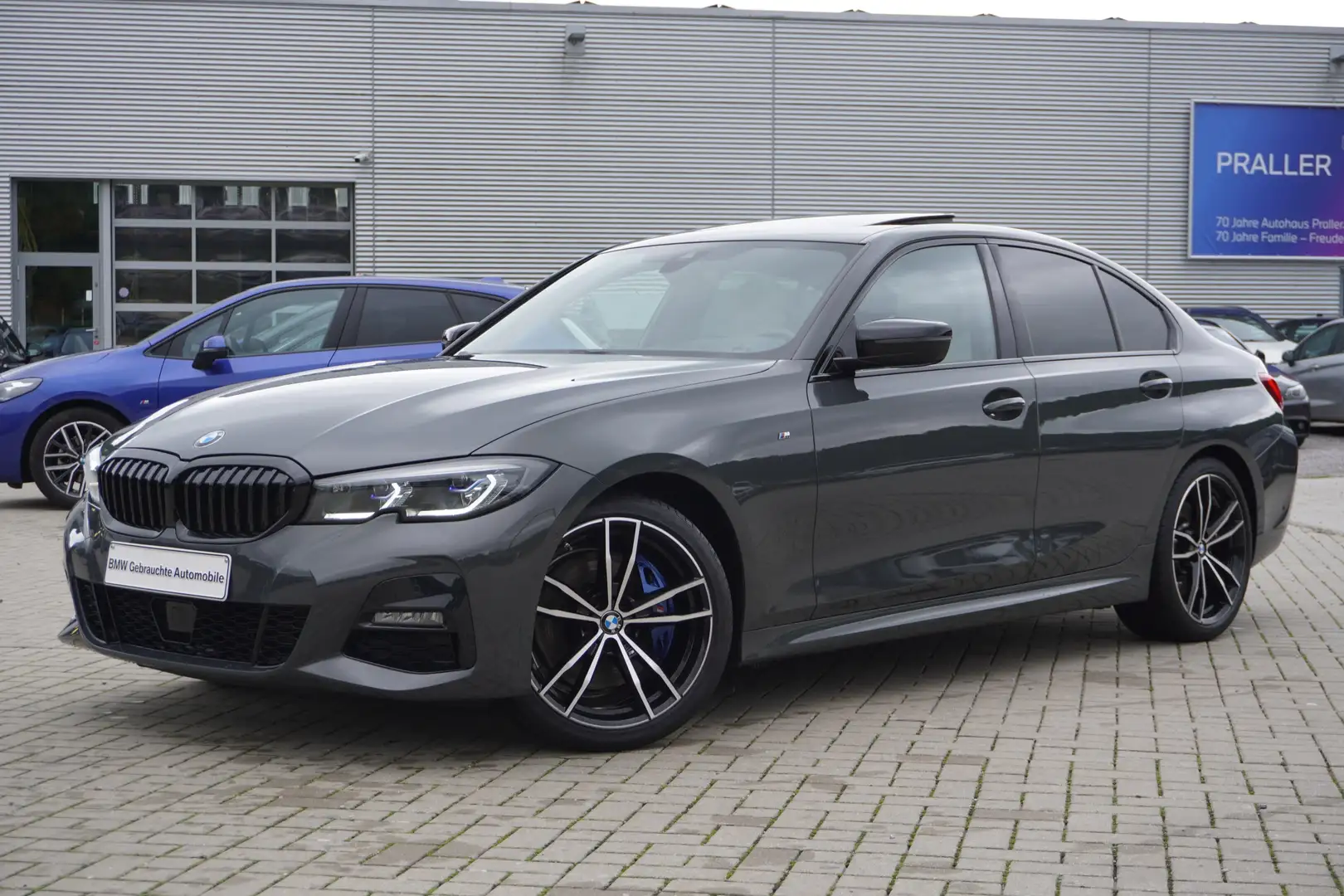 BMW 330 i xDrive Limo M Sport Head-Up Standhz Vollleder AC Grau - 1