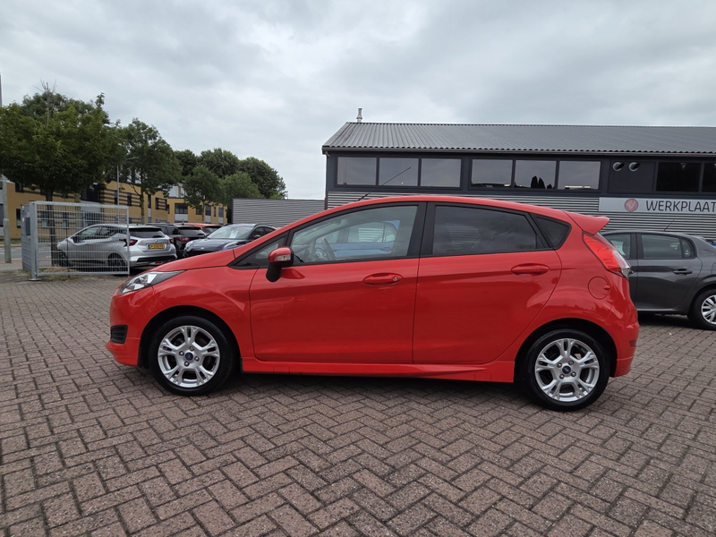 Ford Fiesta 1.0 EcoB. Hot Hatch, Airco, navigatie — photo 2