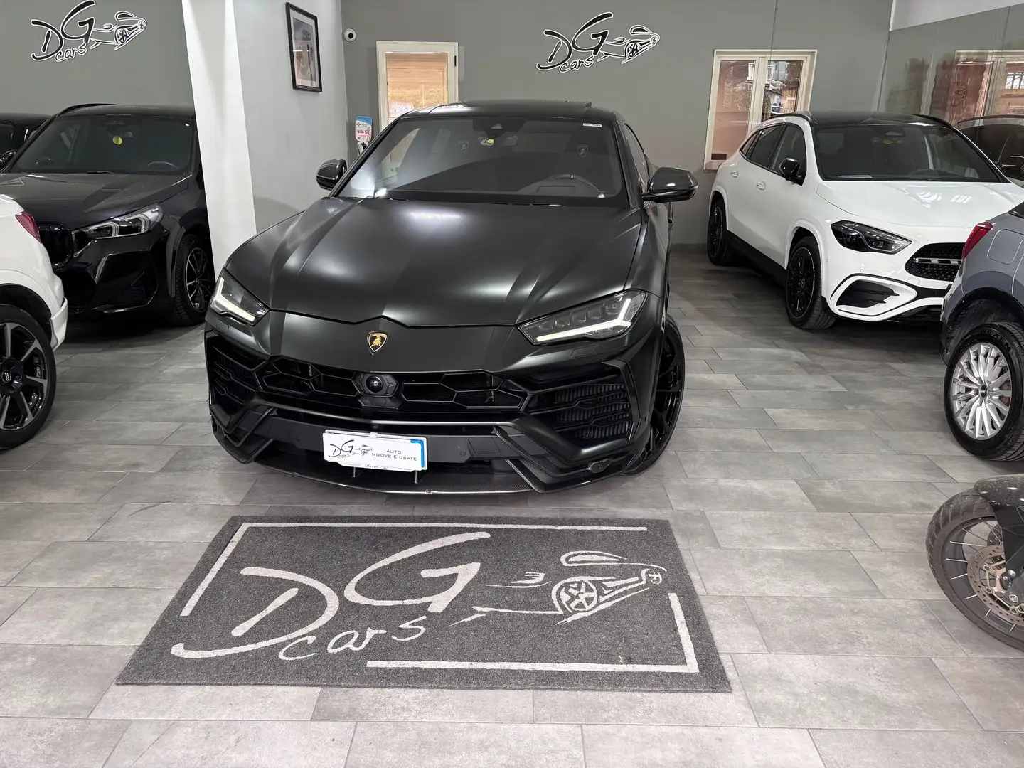 Lamborghini Urus 4.0 V8 CARBON PACK-B&O-360 Nero - 1