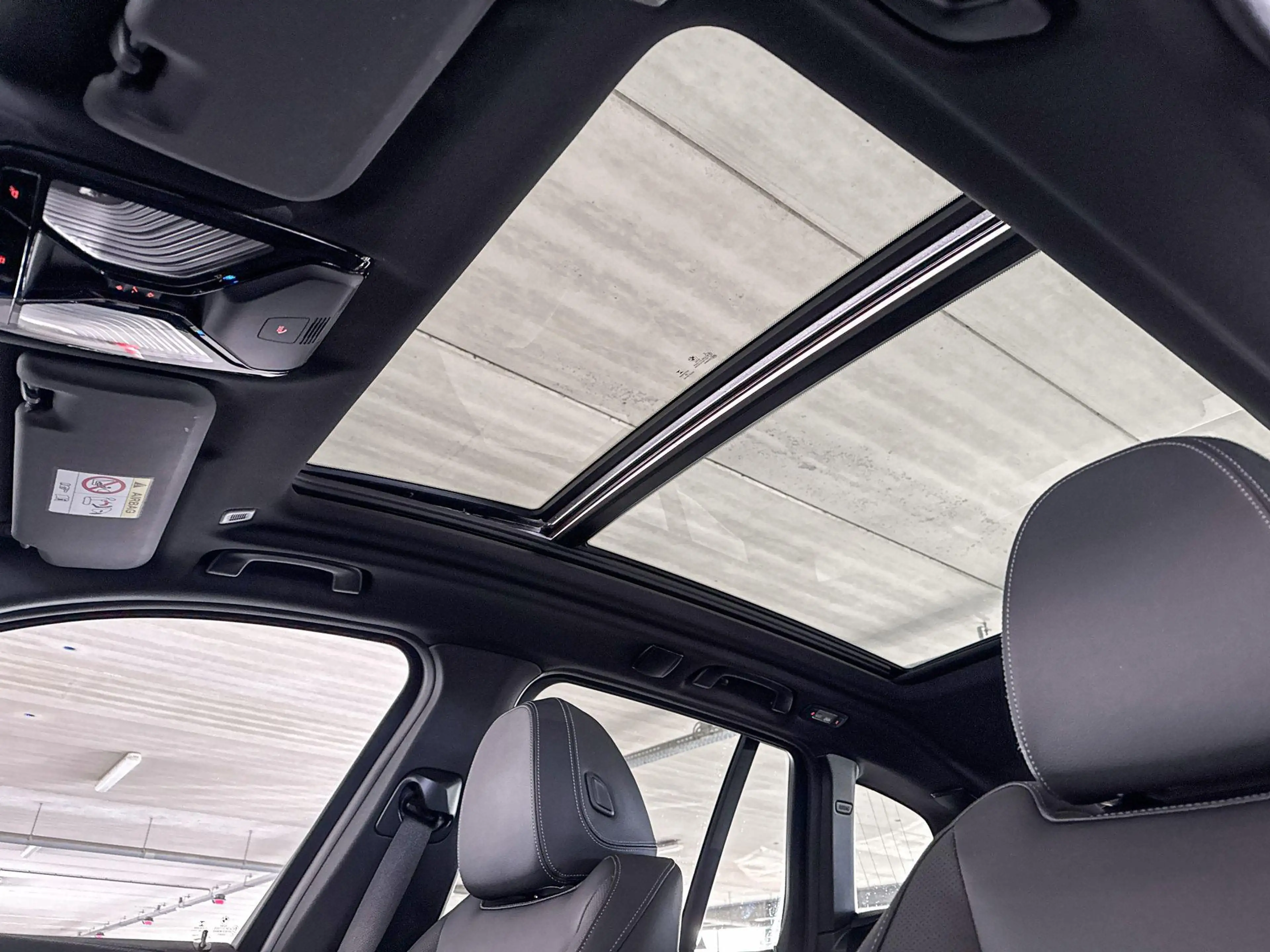 BMW iX3 Executive 80 kWh — photo 11