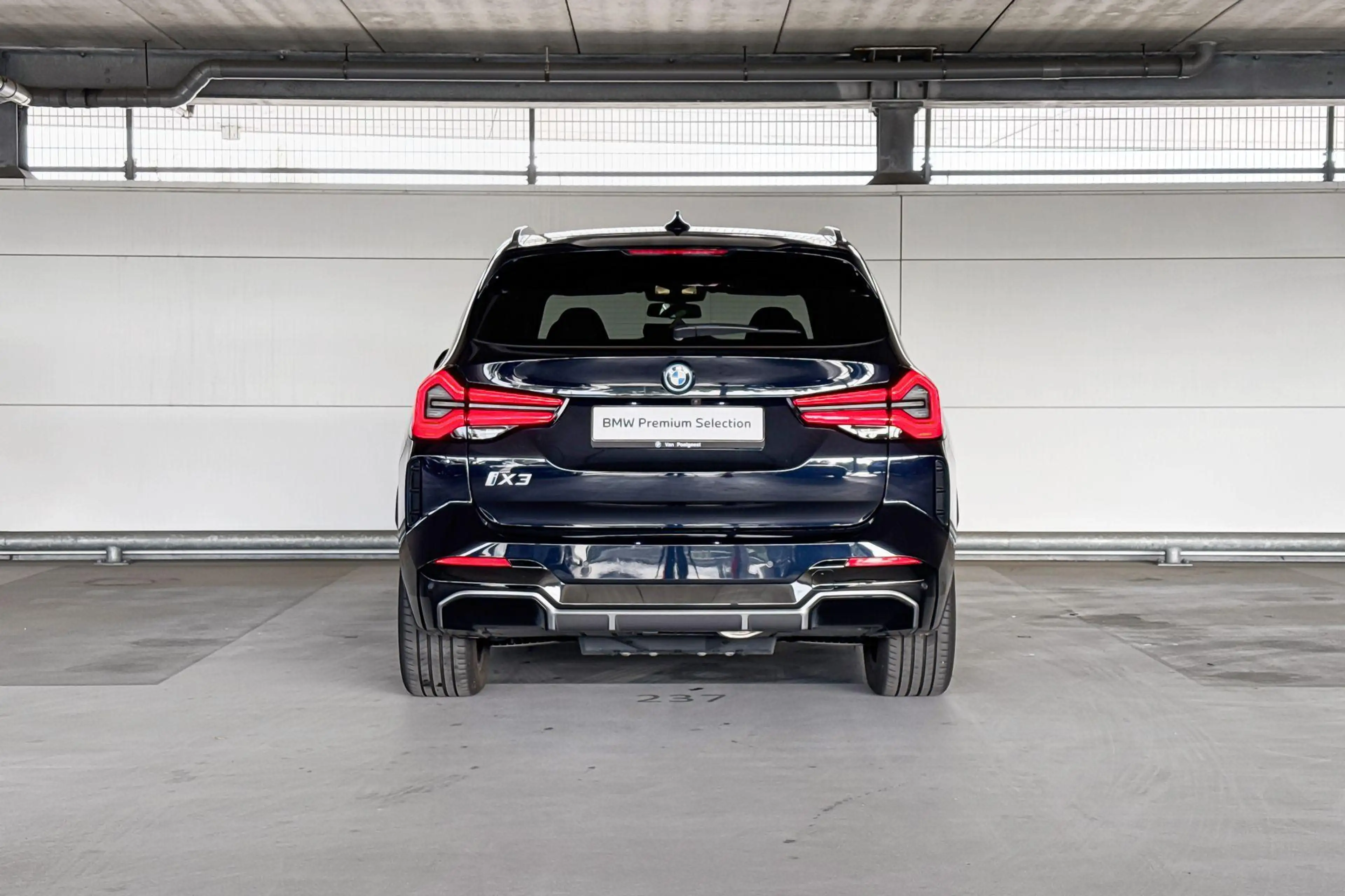 BMW iX3 Executive 80 kWh — photo 7