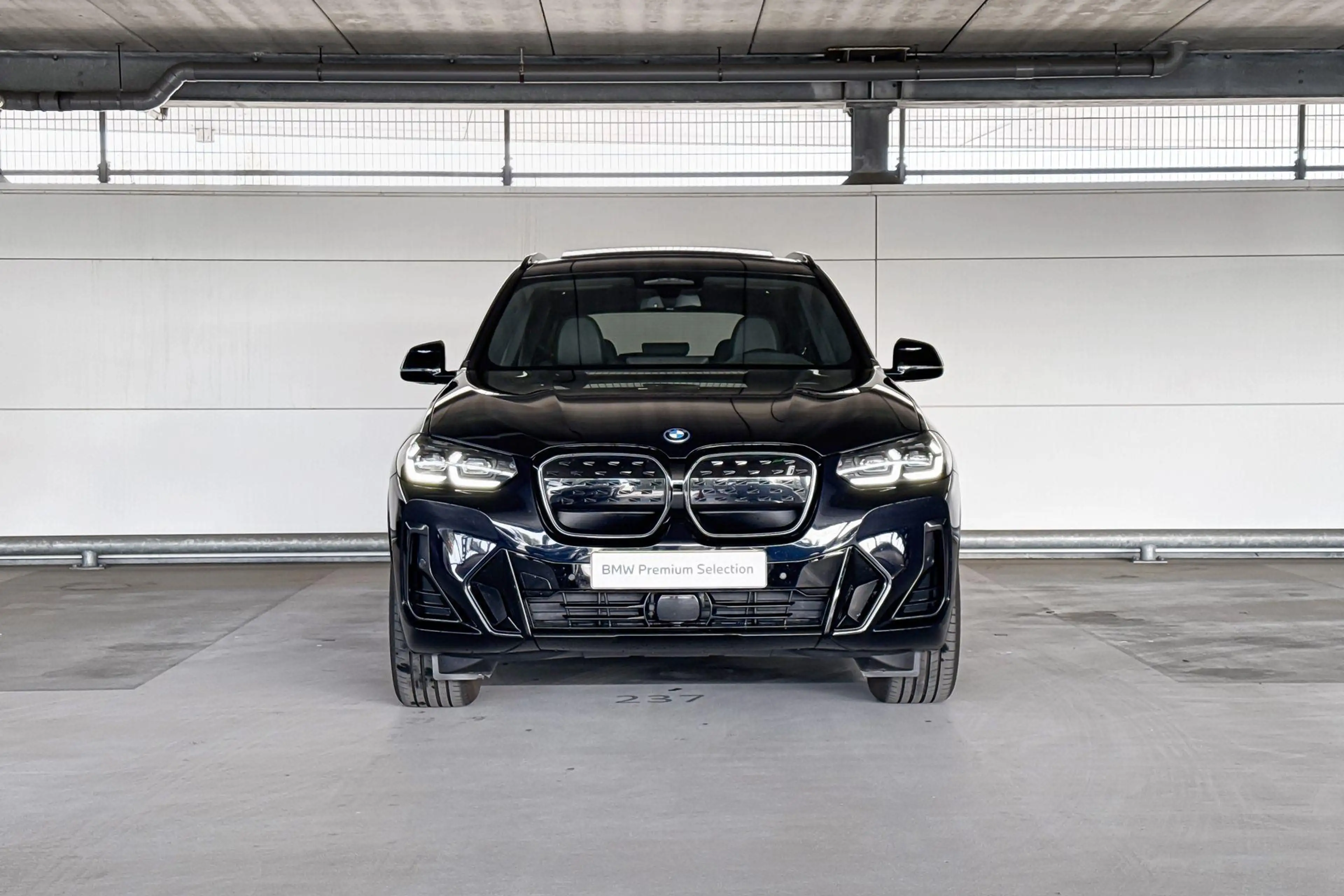 BMW iX3 Executive 80 kWh — photo 5
