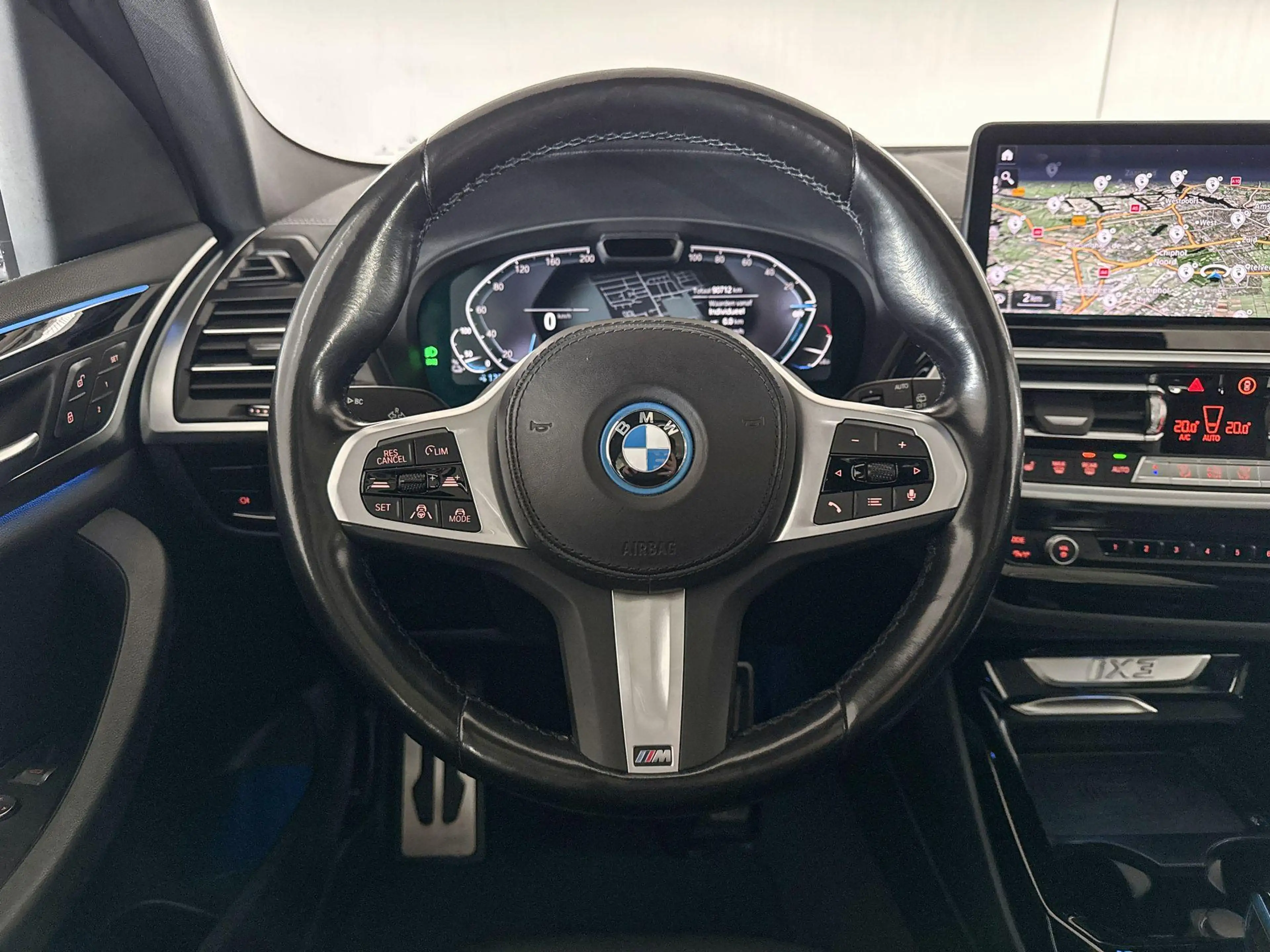 BMW iX3 Executive 80 kWh — photo 13
