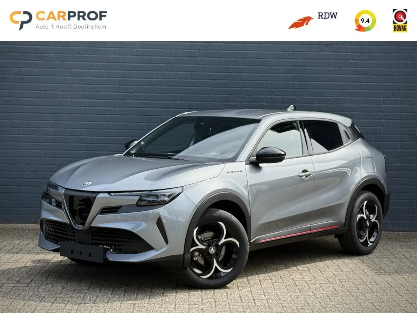 Alfa Romeo Junior 1.2 Turbo hybr Spec Stoelverw cammera Grijs - 1