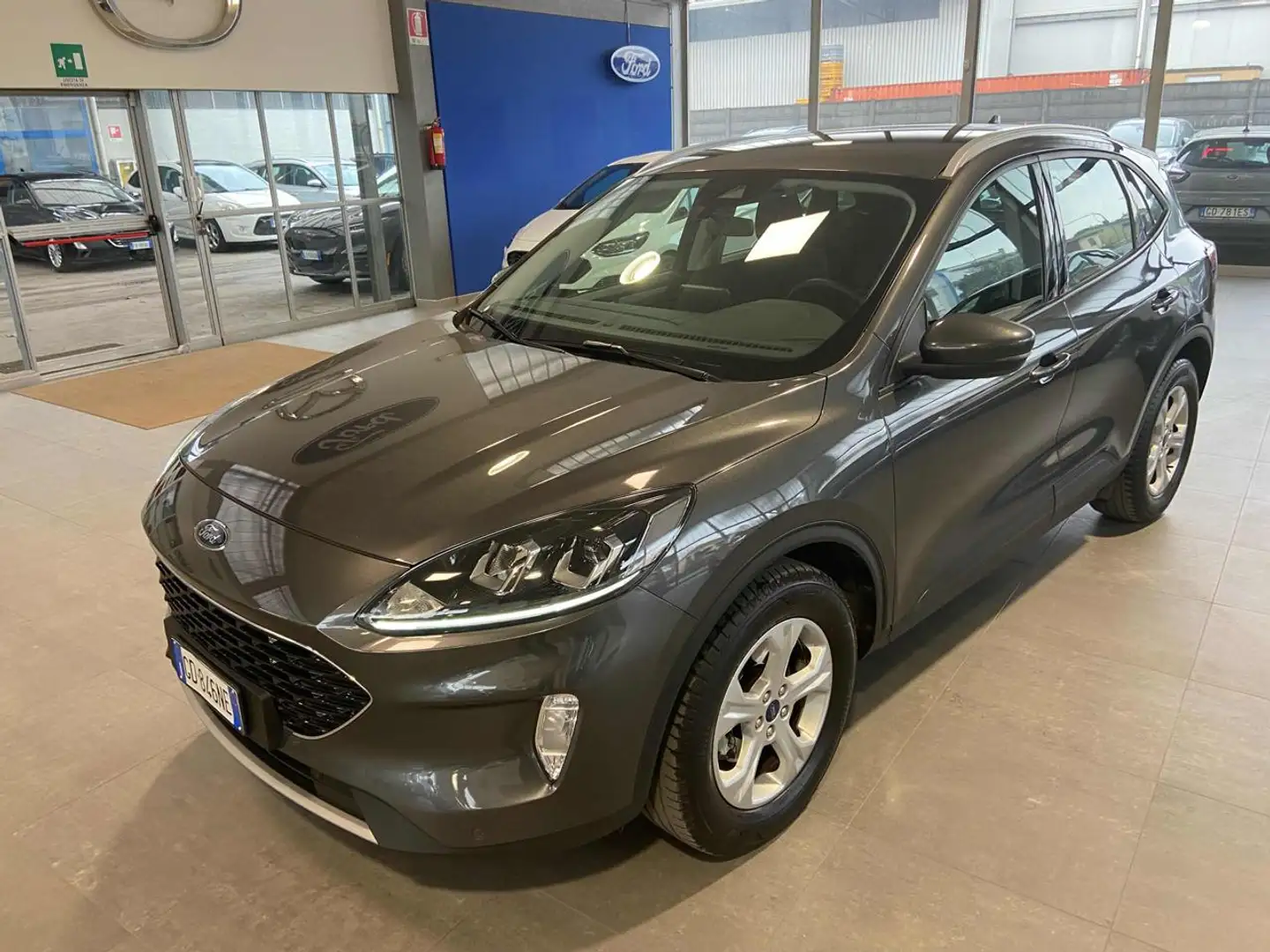 Ford Kuga 1.5 EcoBlue 120 CV aut. Connect Grey - 1