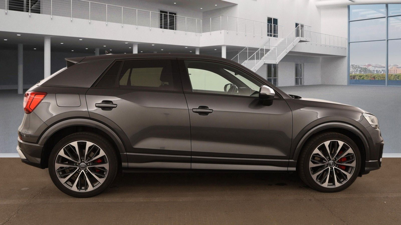 Audi SQ2 2.0 TFSI Quattro OPTIK|PANO|ACC|CAM|1. HAND — photo 10
