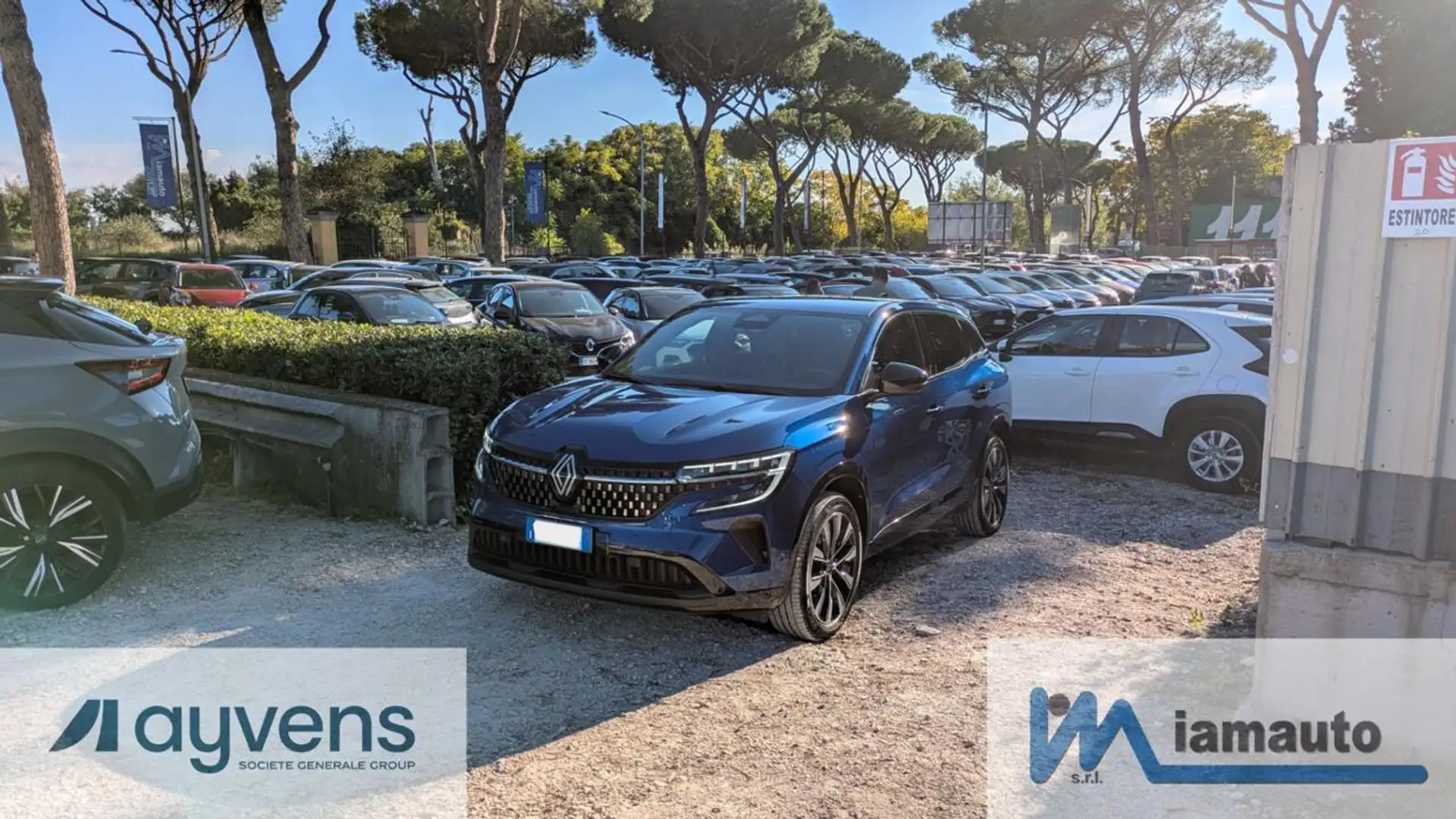 Renault Austral TECHNO 1.2 E-TECH  200cv FULL HYBRID Bleu - 1