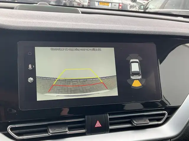 Kia Niro view 5