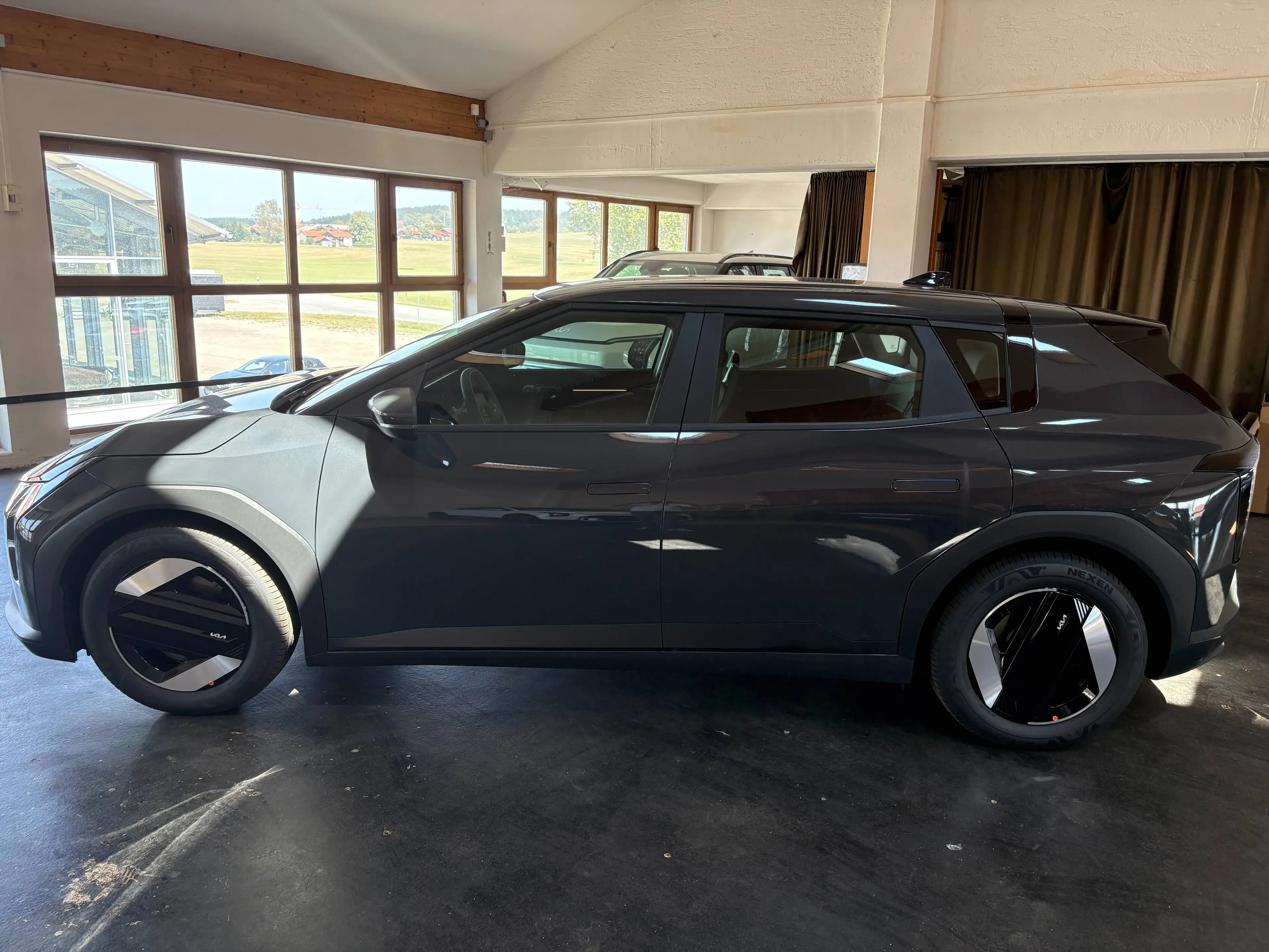 Kia EV4 150 kW Air — photo 2