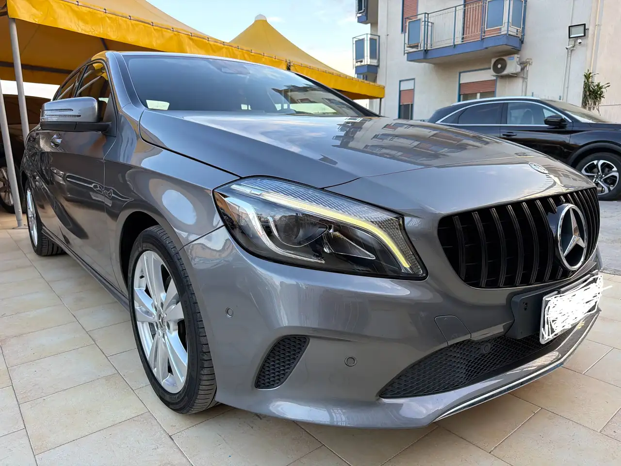 Mercedes-Benz A 180