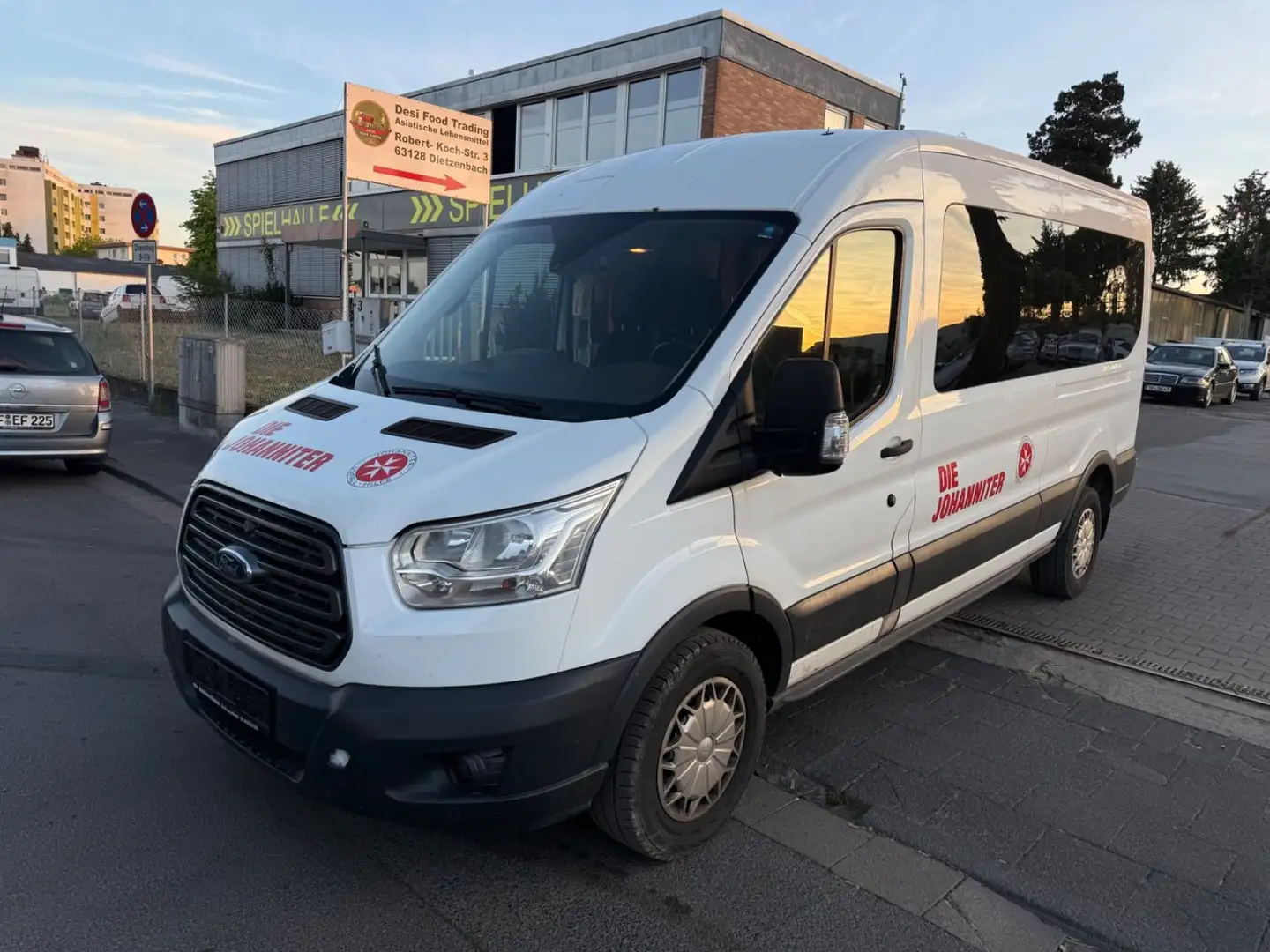 Ford Transit 350 L3H2 Automatik KLIMA/KAMERA/9Pers Weiß - 1