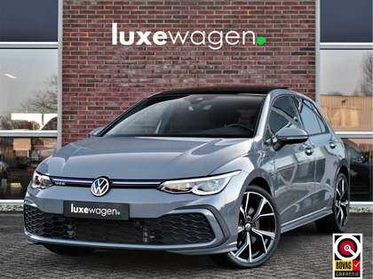 Volkswagen Golf GTE 1.4 eHybrid 245pk Pano | Mondstein | Camera | 19in