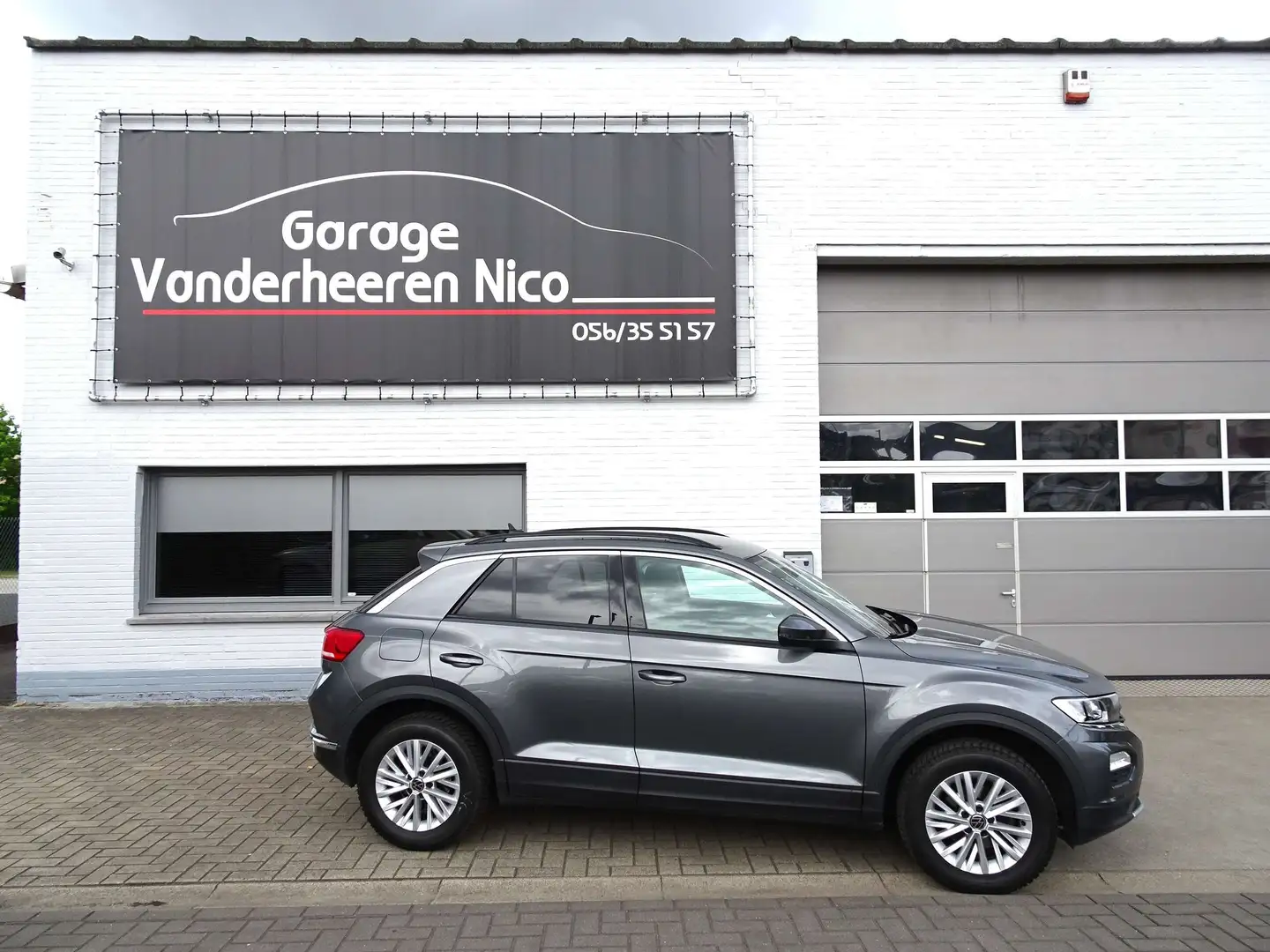 Volkswagen T-Roc 1.5TSi Style DSG,NAVI,ADAPT.CRUISE,PDC V+A,DAB,ALU Gris - 1