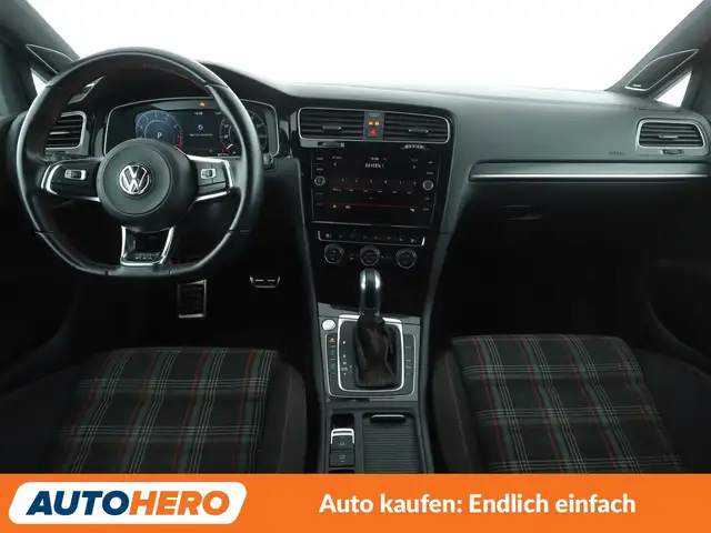 Volkswagen Golf view 12