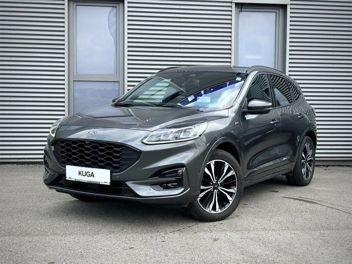 Ford Kuga ST-Line X AWD Grau - 2