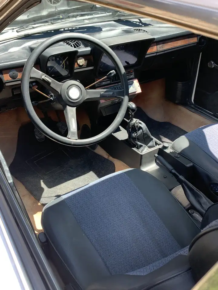 Alfa Romeo GT 1.6, foto 8