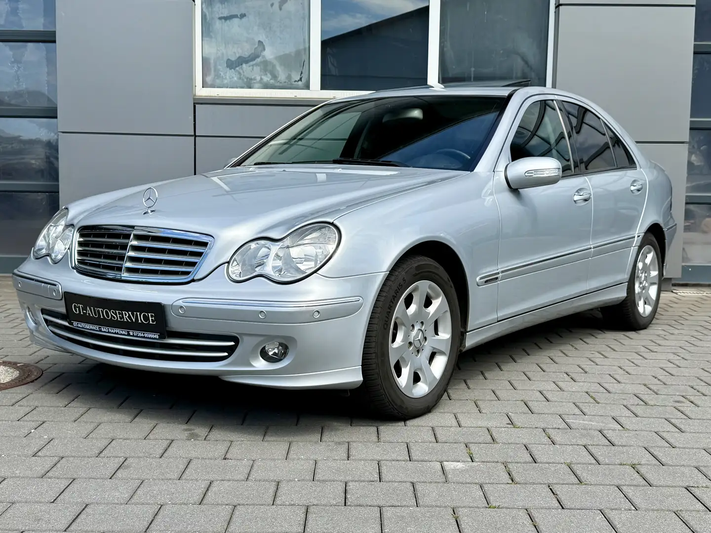 Mercedes-Benz C 180 Kompressor Elegance Schiebedach/Navi/Tempomat Zilver - 1