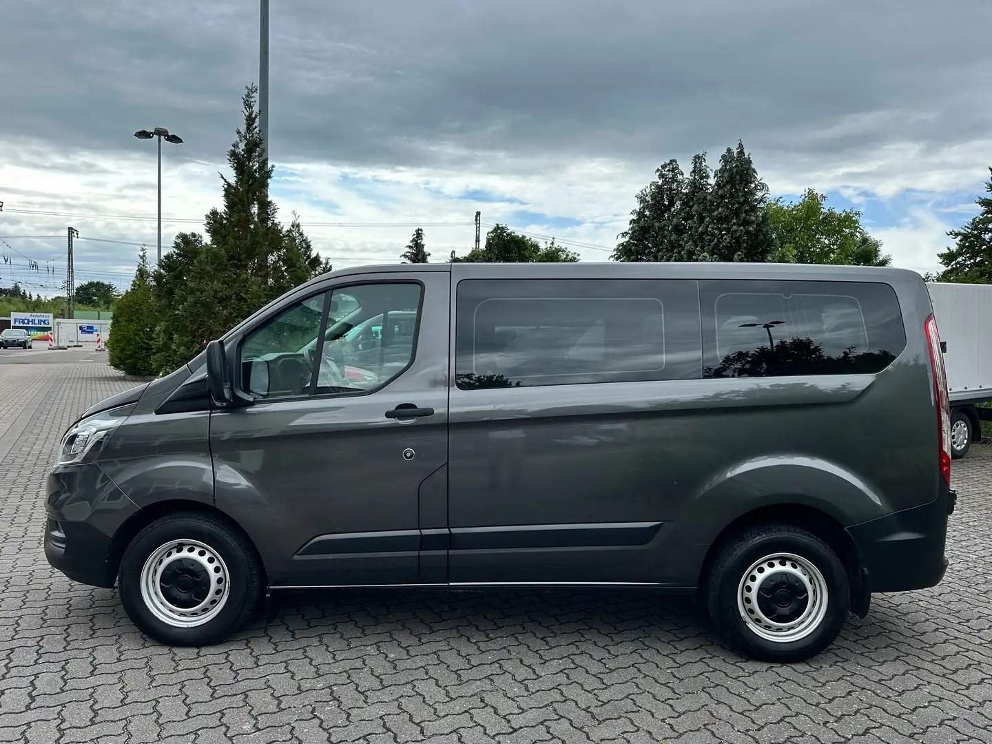 Ford Transit Custom 320 L1 AHK, St.Hzg. Doppelklima Grijs - 2