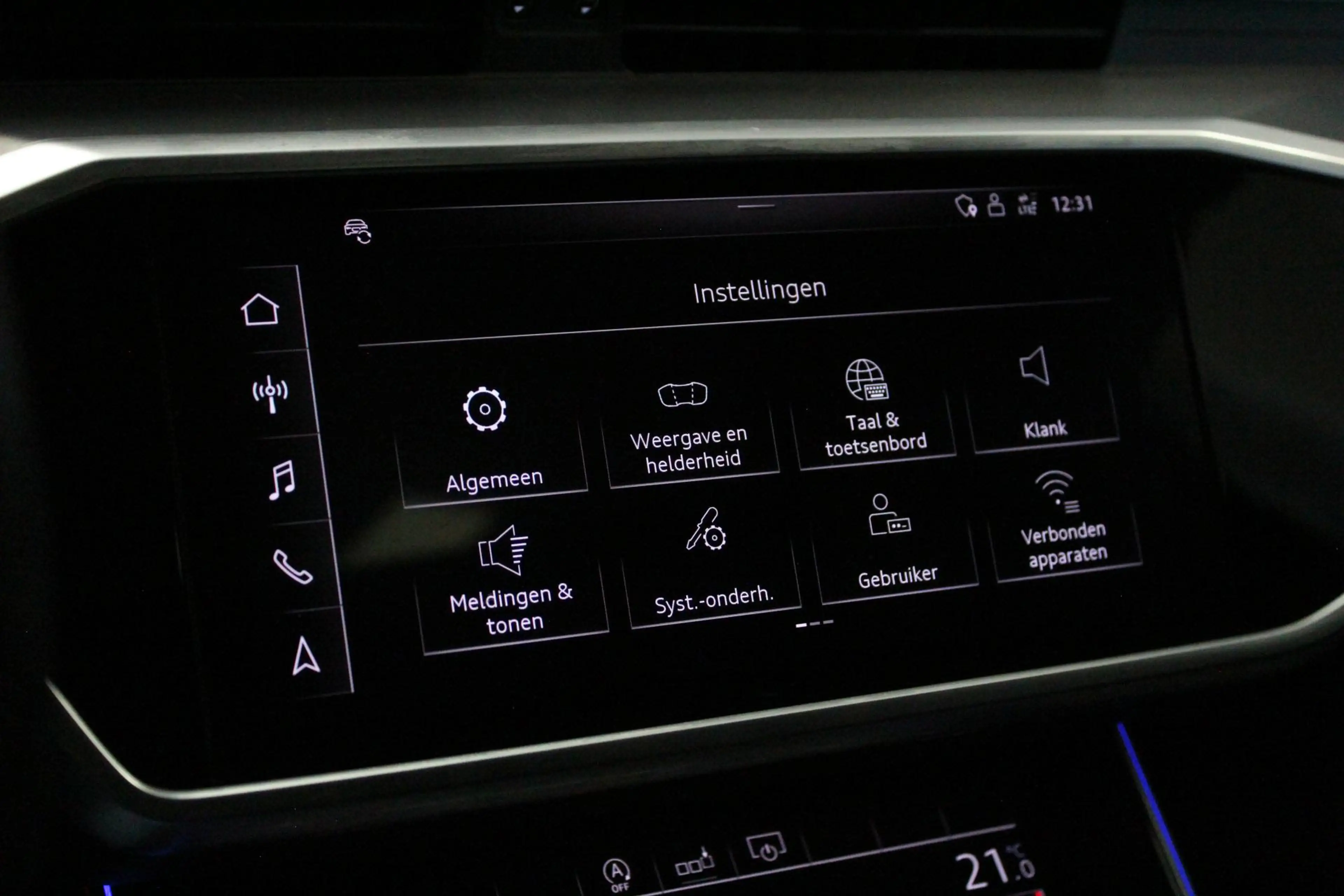 Audi A6 Avant 55 TFSI quattro Design Pro Line Plus | PANO- — photo 42