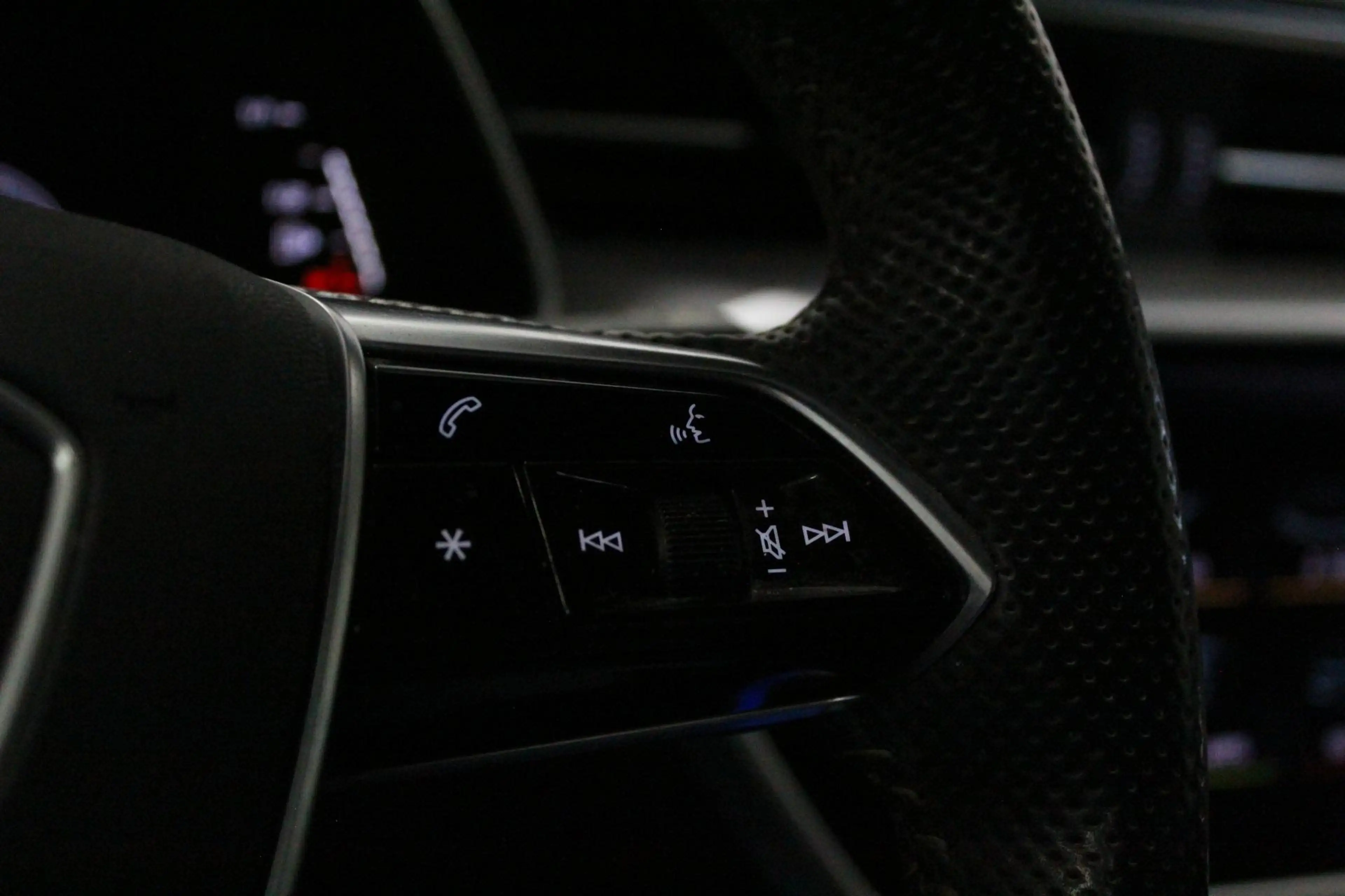 Audi A6 Avant 55 TFSI quattro Design Pro Line Plus | PANO- — photo 27