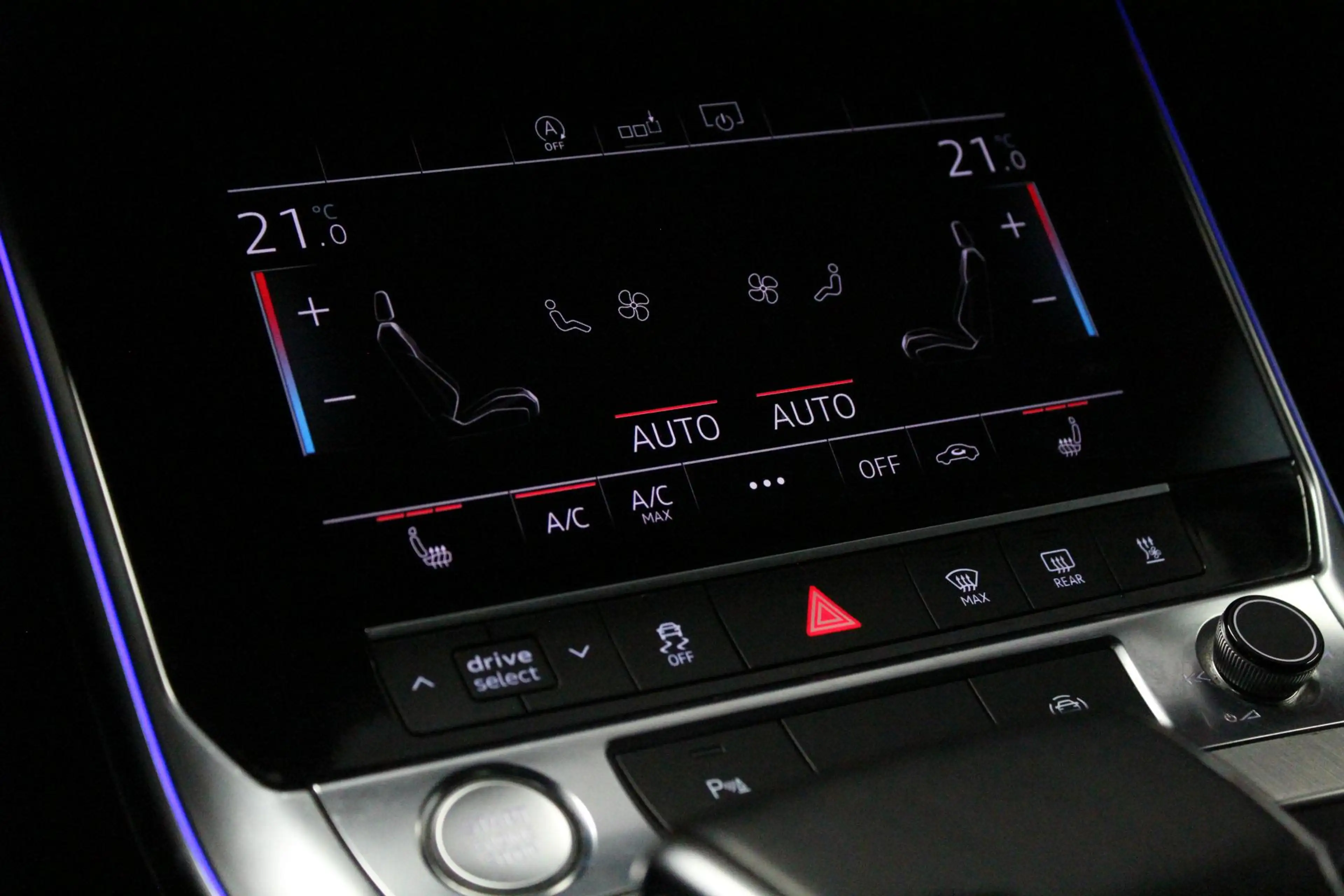 Audi A6 Avant 55 TFSI quattro Design Pro Line Plus | PANO- — photo 28