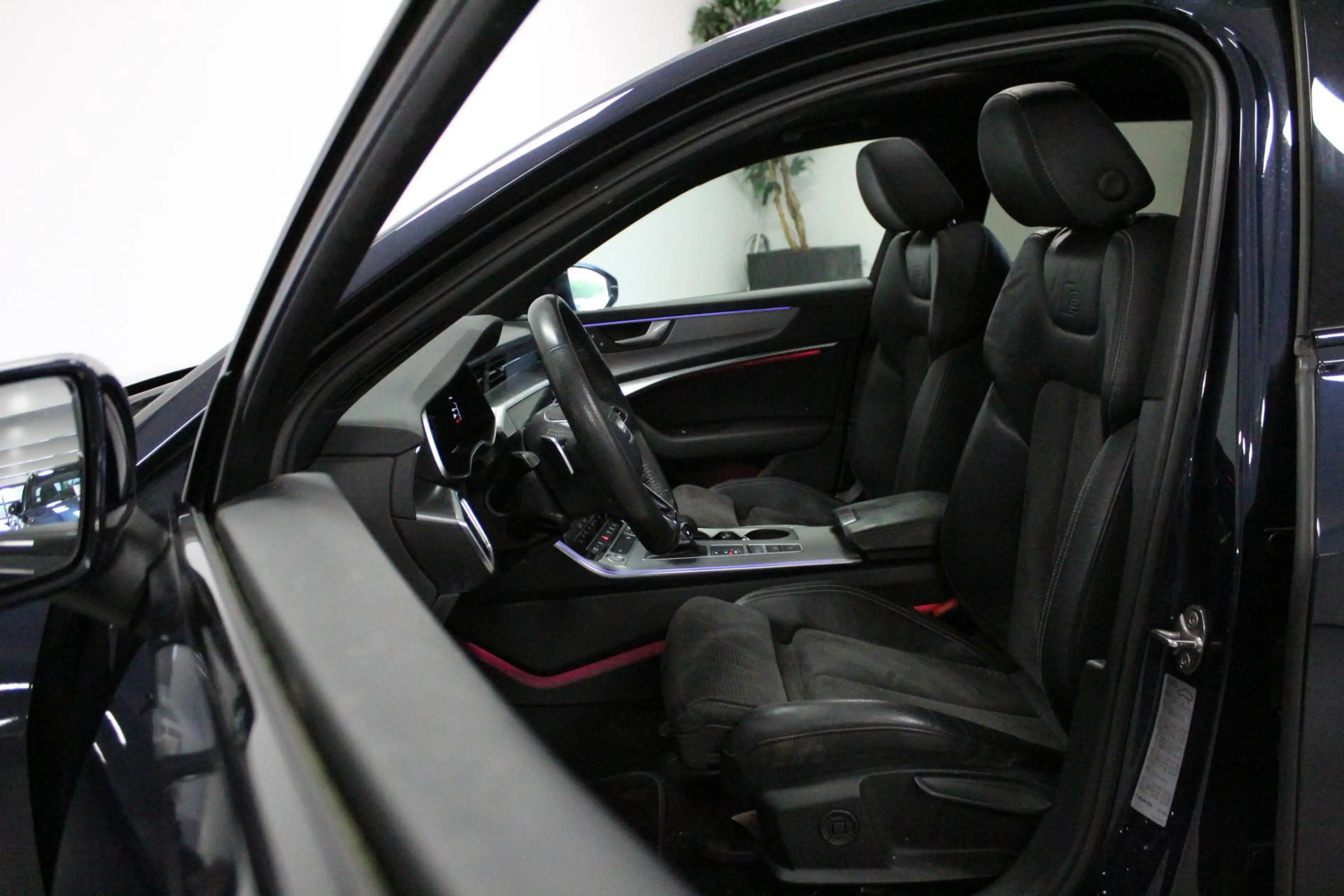 Audi A6 Avant 55 TFSI quattro Design Pro Line Plus | PANO- — photo 10