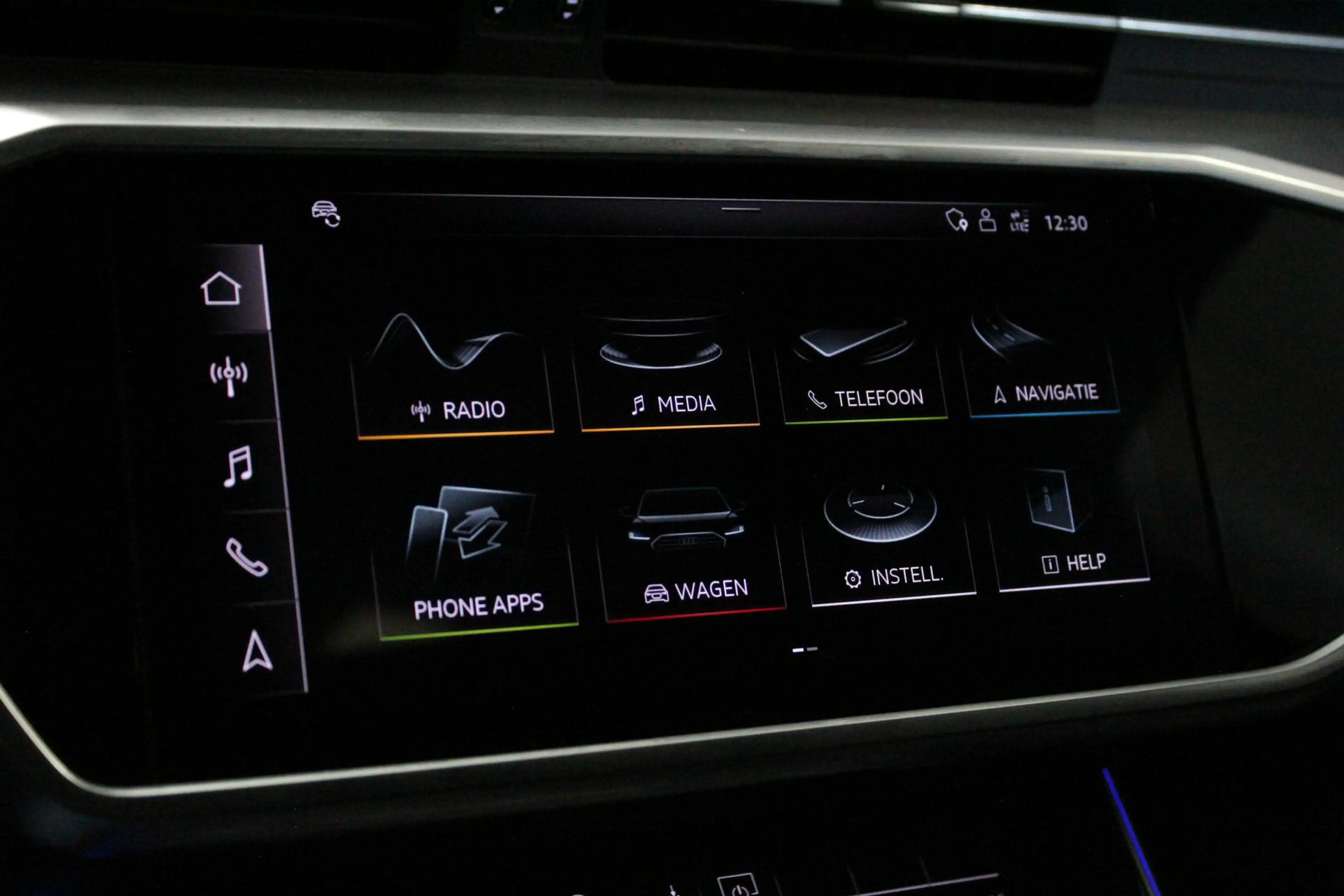 Audi A6 Avant 55 TFSI quattro Design Pro Line Plus | PANO- — photo 39
