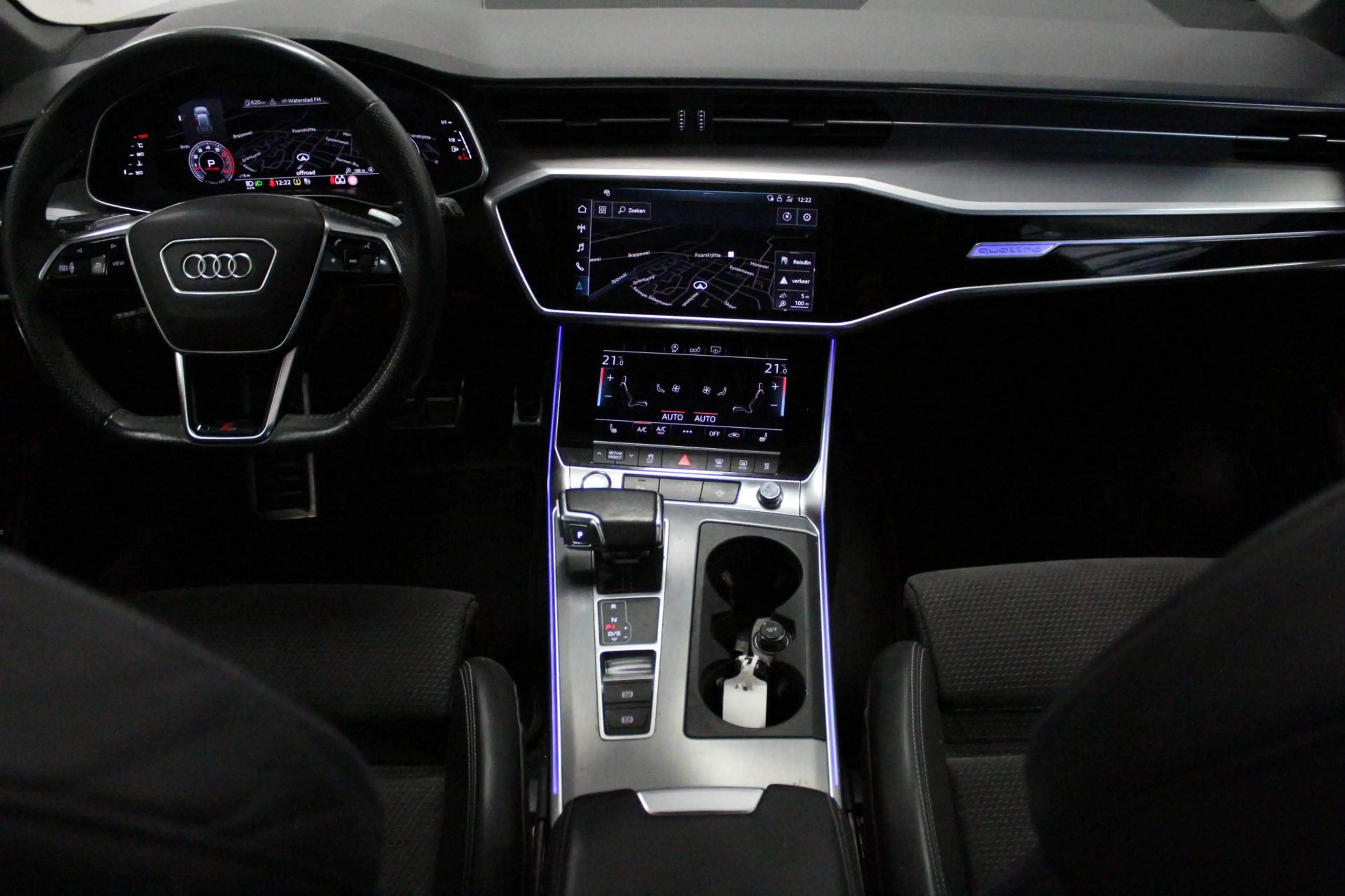 Audi A6 Avant 55 TFSI quattro Design Pro Line Plus | PANO- — photo 14