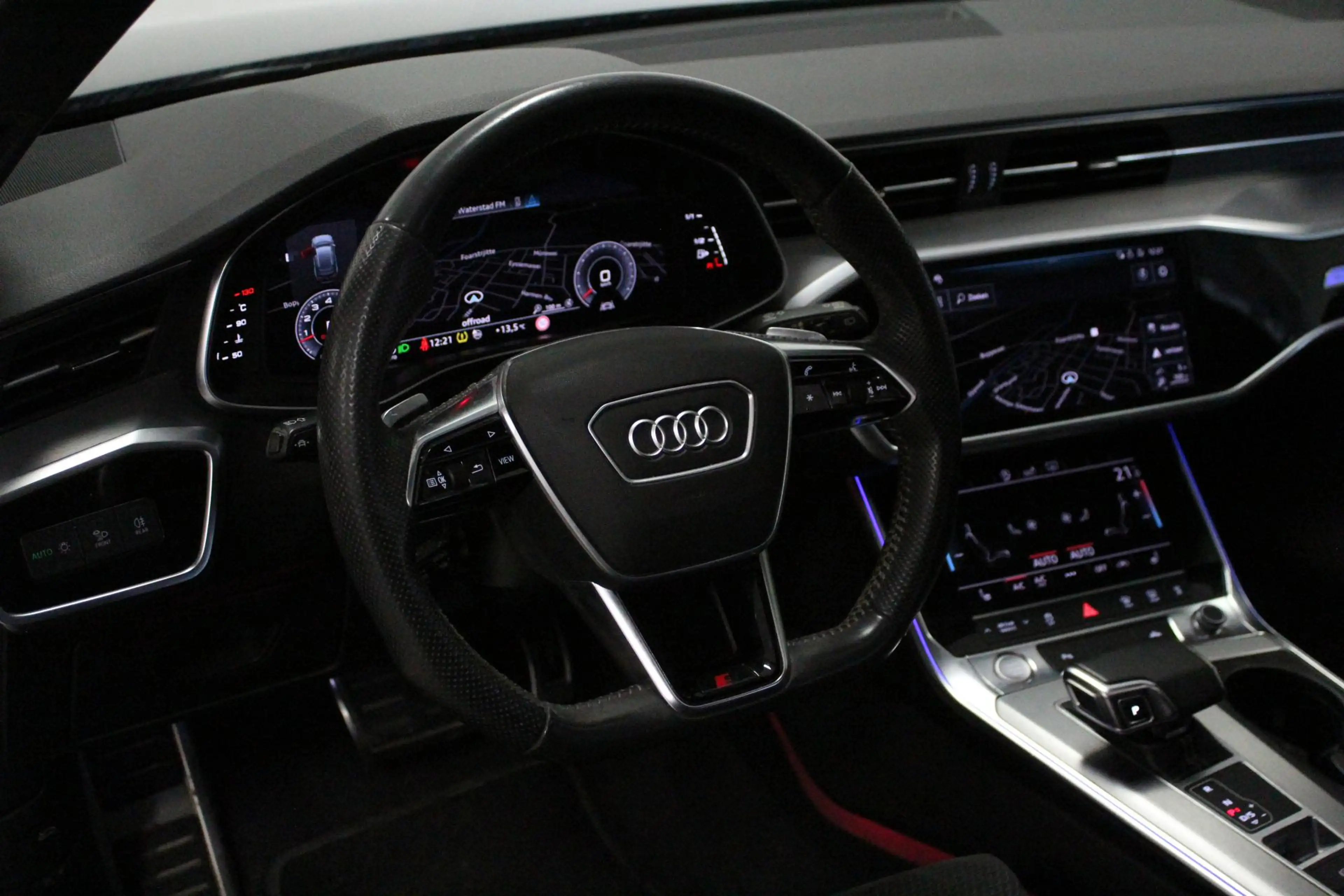 Audi A6 Avant 55 TFSI quattro Design Pro Line Plus | PANO- — photo 9