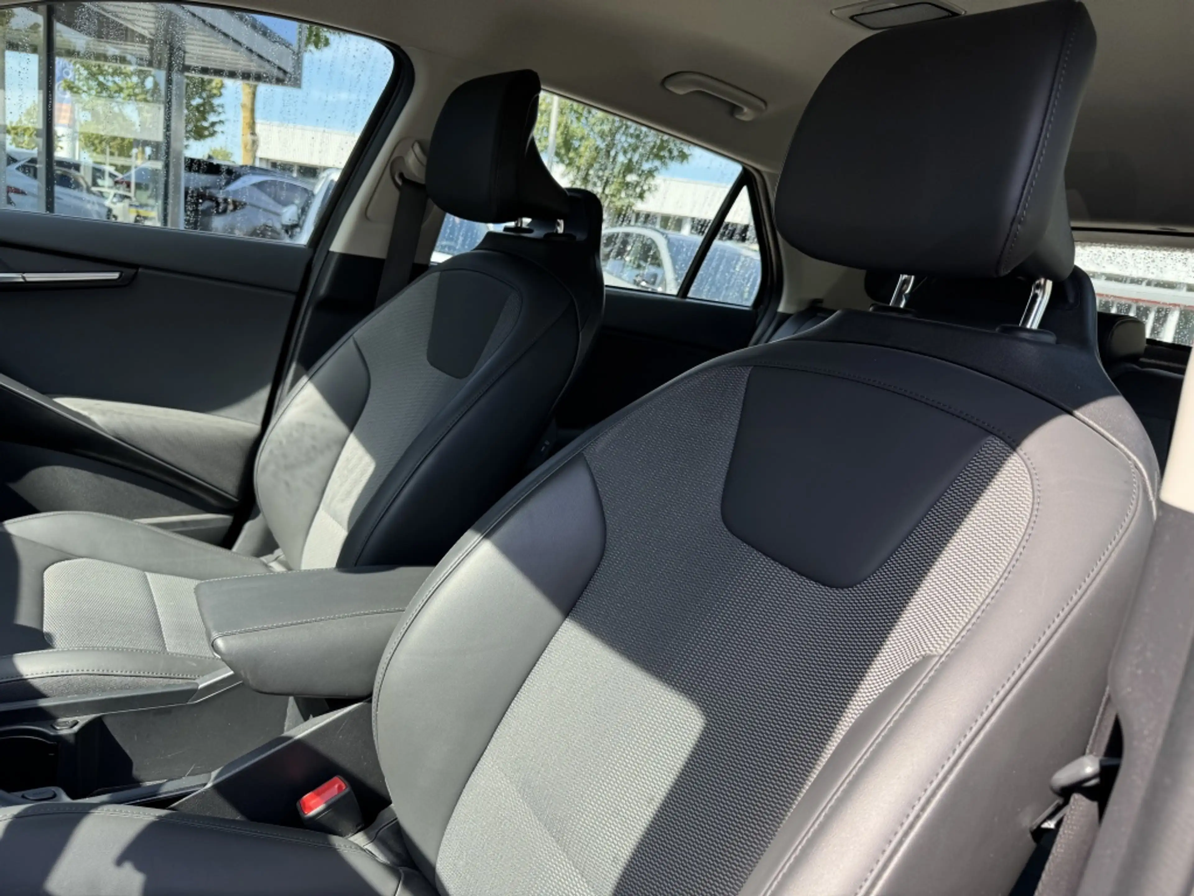 Kia e-Niro EV DynamicLine 64.8 kWh | SOH 100% | Trekhaak — photo 6