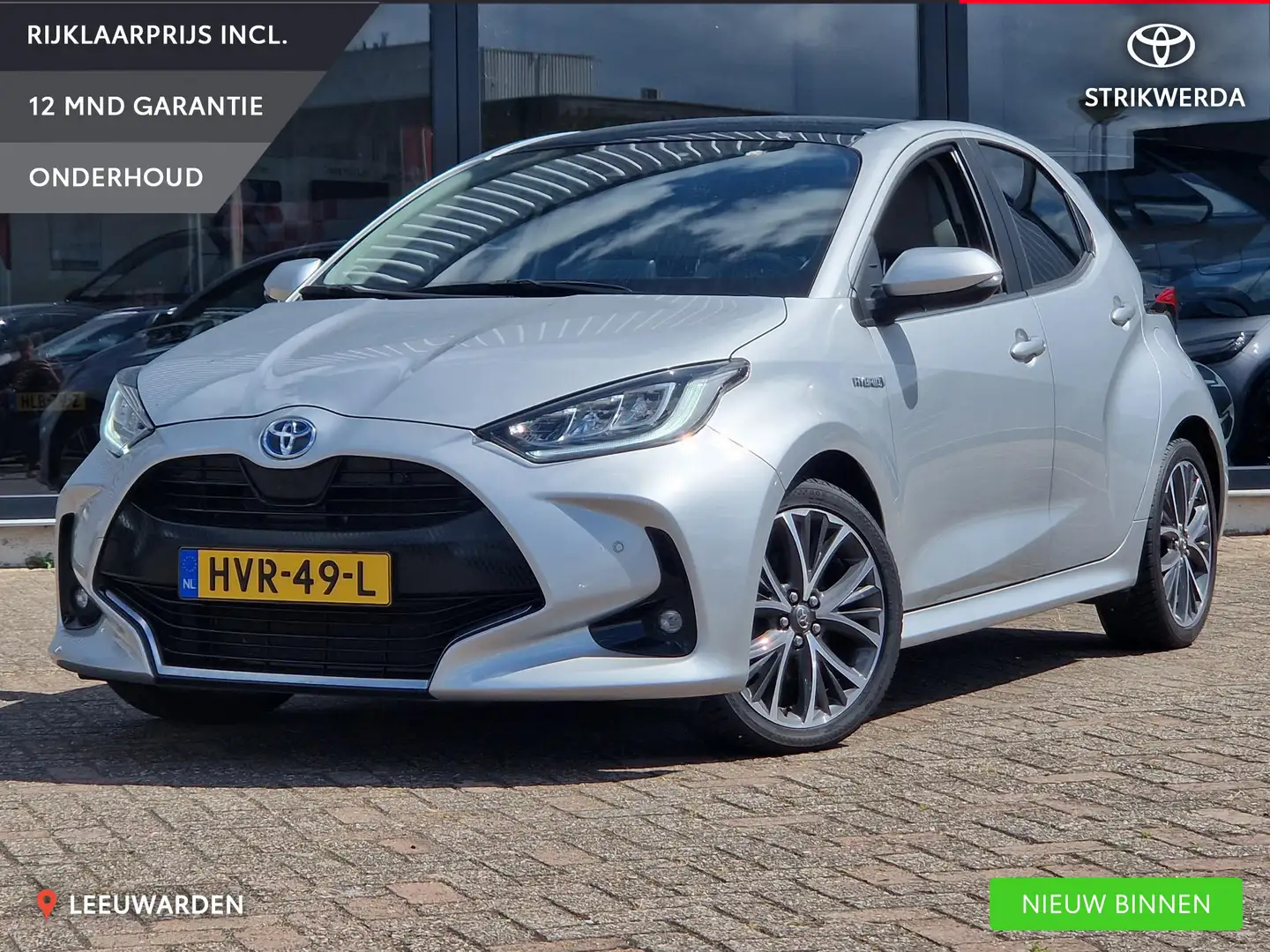 Toyota Yaris 1.5 Hybrid Executive Panoramadak Trekhaak volledig - 1