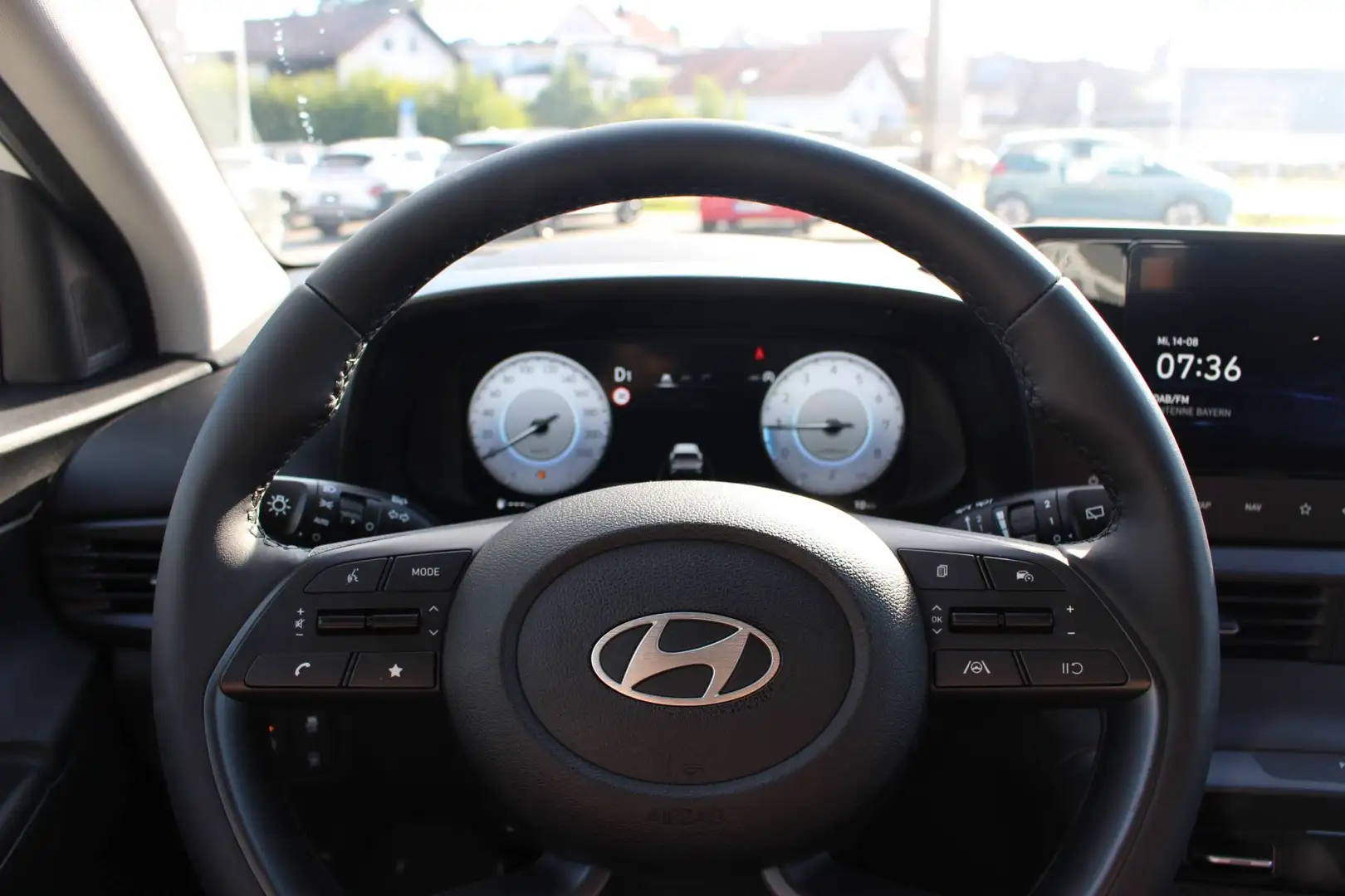 Hyundai BAYON FL (MY25) 1.0 T-GDI (100PS) 7-DCT 2WD Trend, Bose Biały - 2