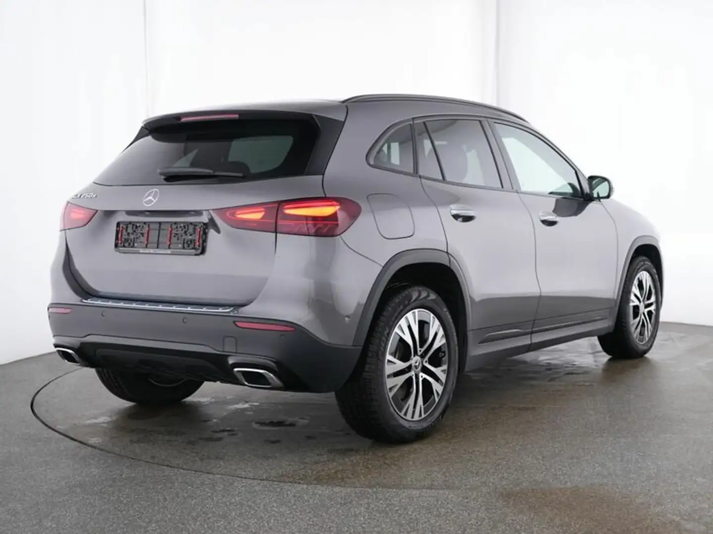 Mercedes-Benz GLA 250 GLA 250 e Progressive +/Fahrass/Night Progressive Gris - 2