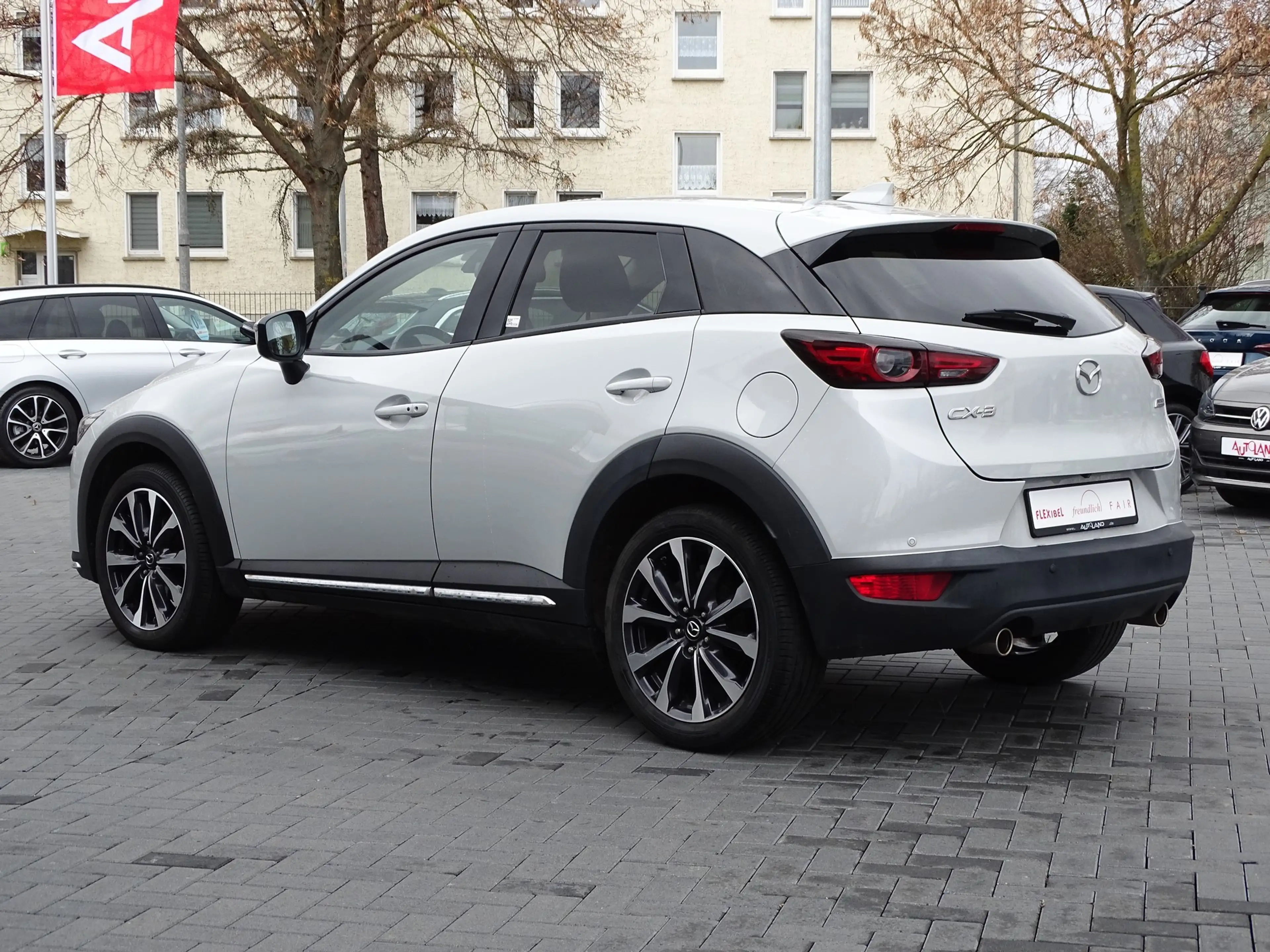 Mazda CX-3 2.0 Skyactiv-G Sports-Line LED ACC Bose DAB — photo 2