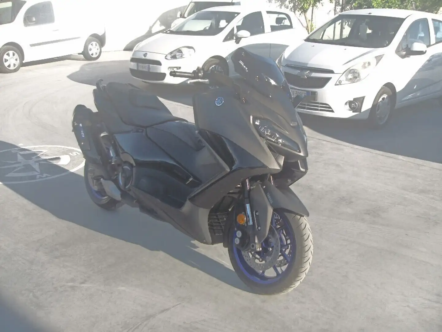 Yamaha TMAX 560 Nero - 1