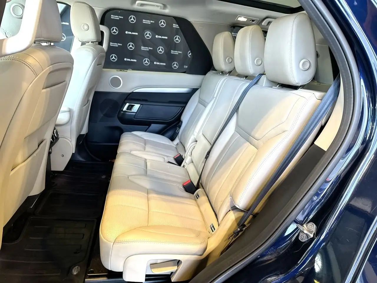 Land Rover Discovery снимка Land Rover Discovery