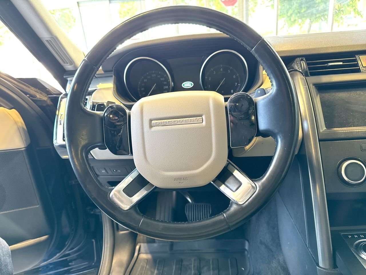 2020 Land Rover Discovery Landmark ONE OWNER | NEW FRONT BRAKES thumb 18