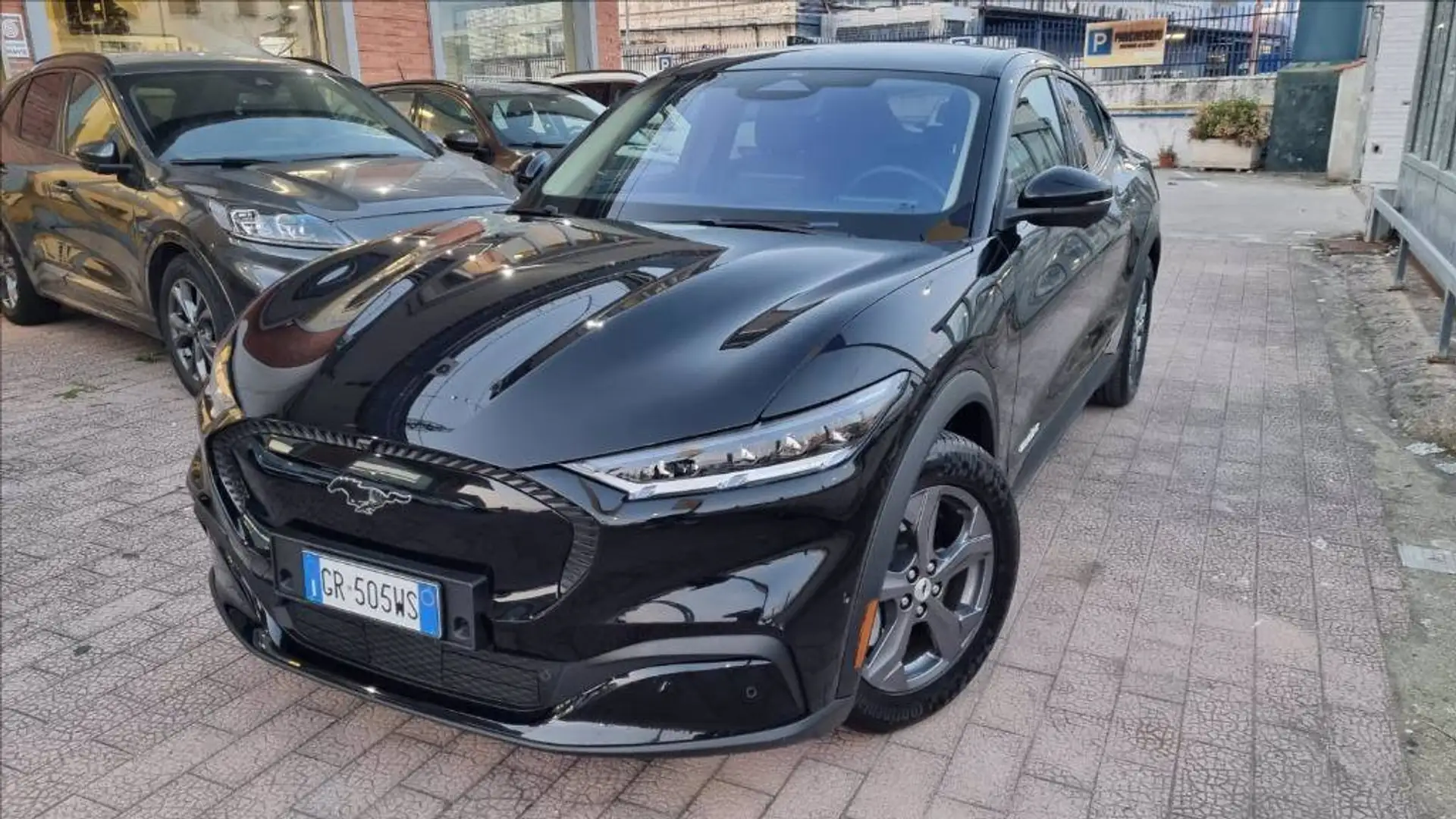 Ford Mustang Mach-E standard range rwd 269cv auto Nero - 1