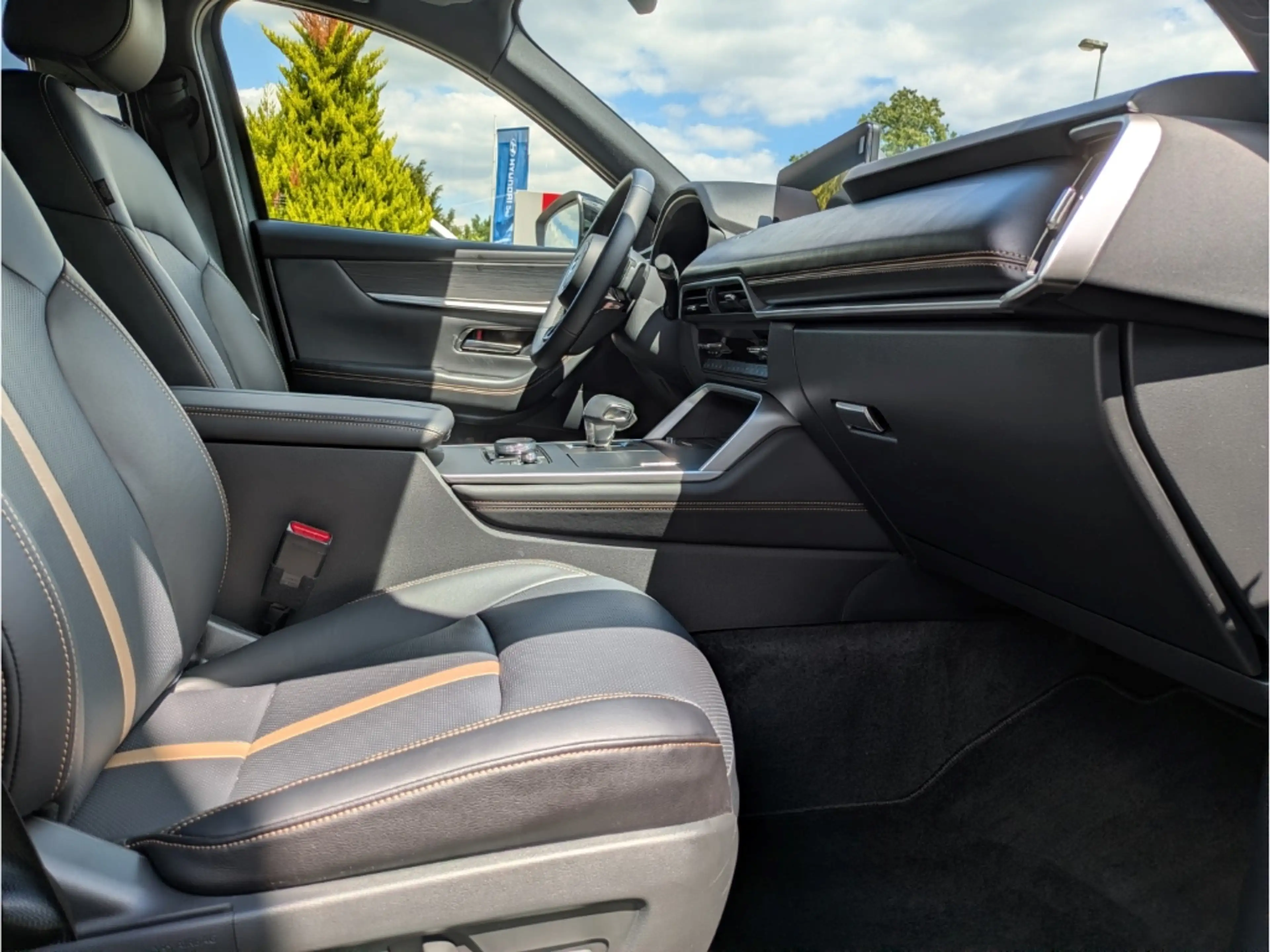 Mazda CX-80 HOMURA PLUS e-Skyactiv PHEV 327PS 8AT HUD El. Pano — photo 5