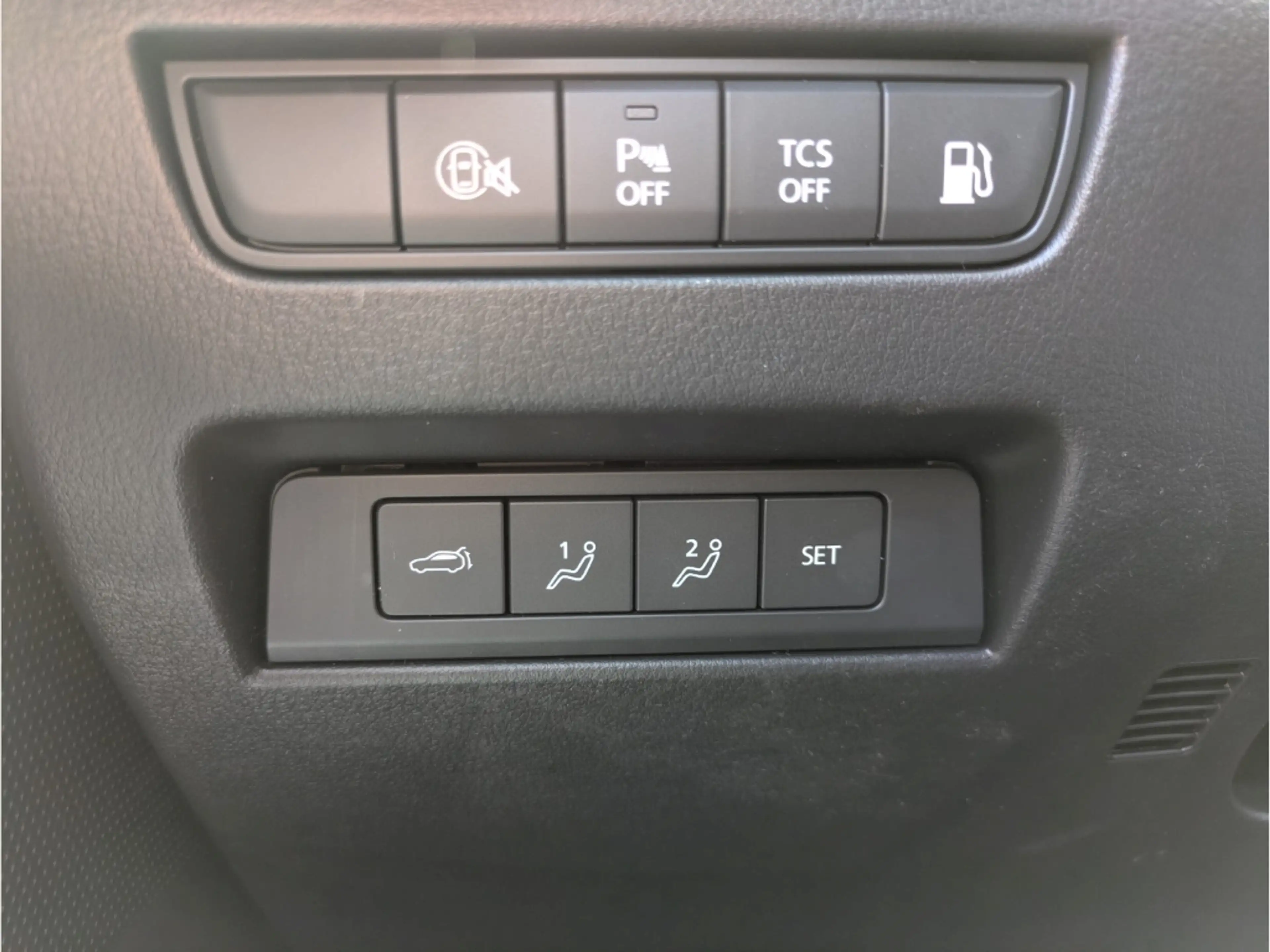 Mazda CX-80 HOMURA PLUS e-Skyactiv PHEV 327PS 8AT HUD El. Pano — photo 13