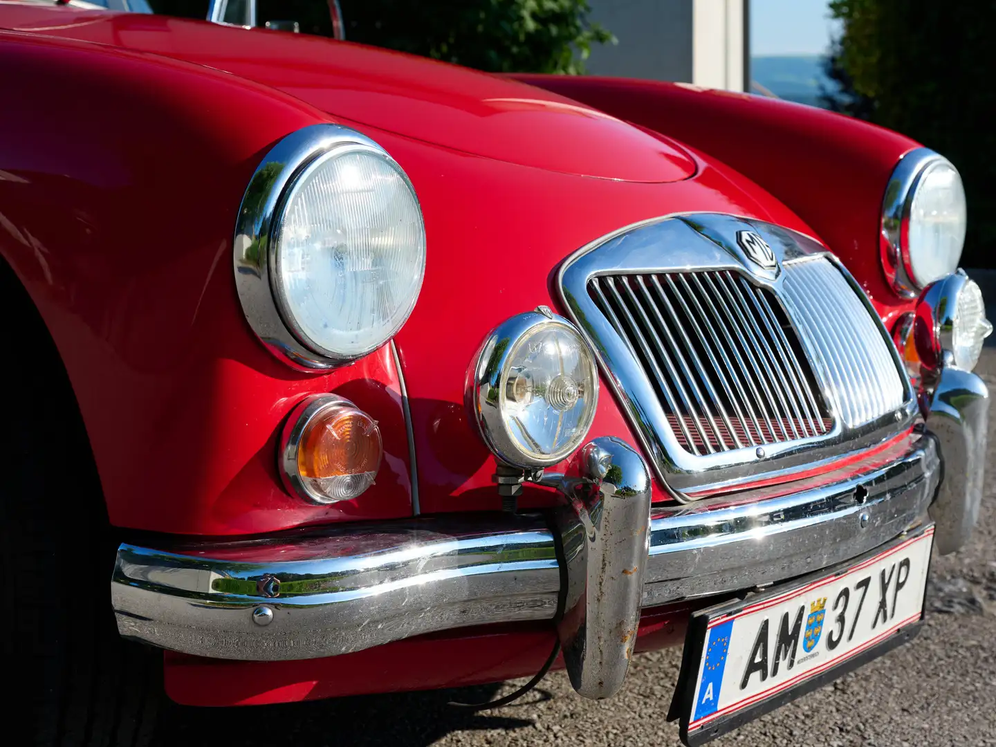 MG MGA Coupé Oldtimer rot Rot - 2