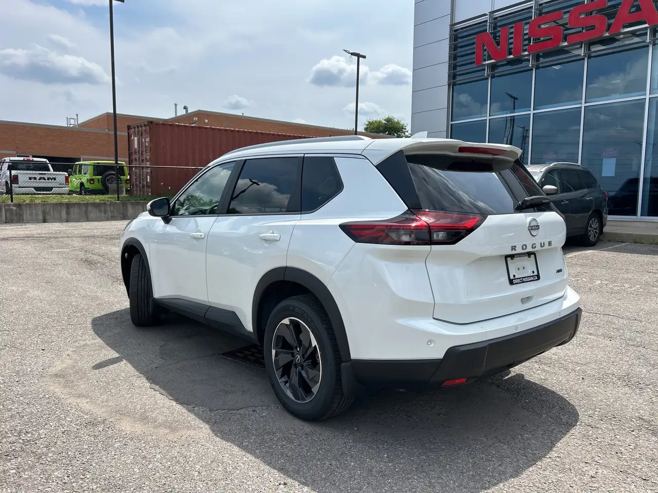 Nissan Rogue fotografie Nissan Rogue