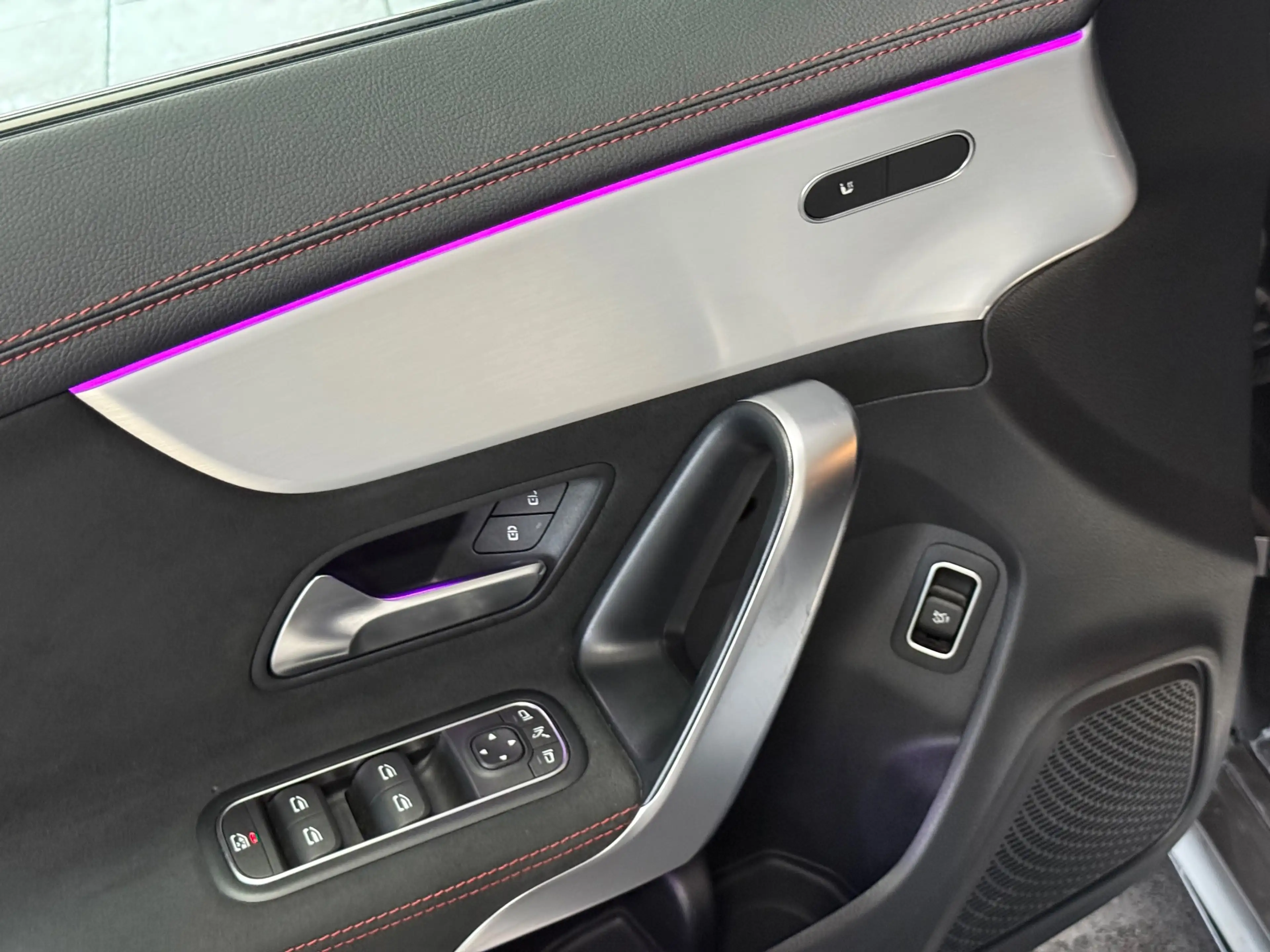 Mercedes-Benz CLA 180 Star Edition AMG Line — photo 22
