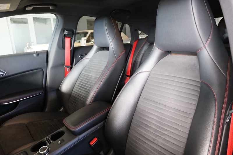 Mercedes-Benz CLA 45 AMG 4Matic *PANORAMA*PDC*LED — photo 15