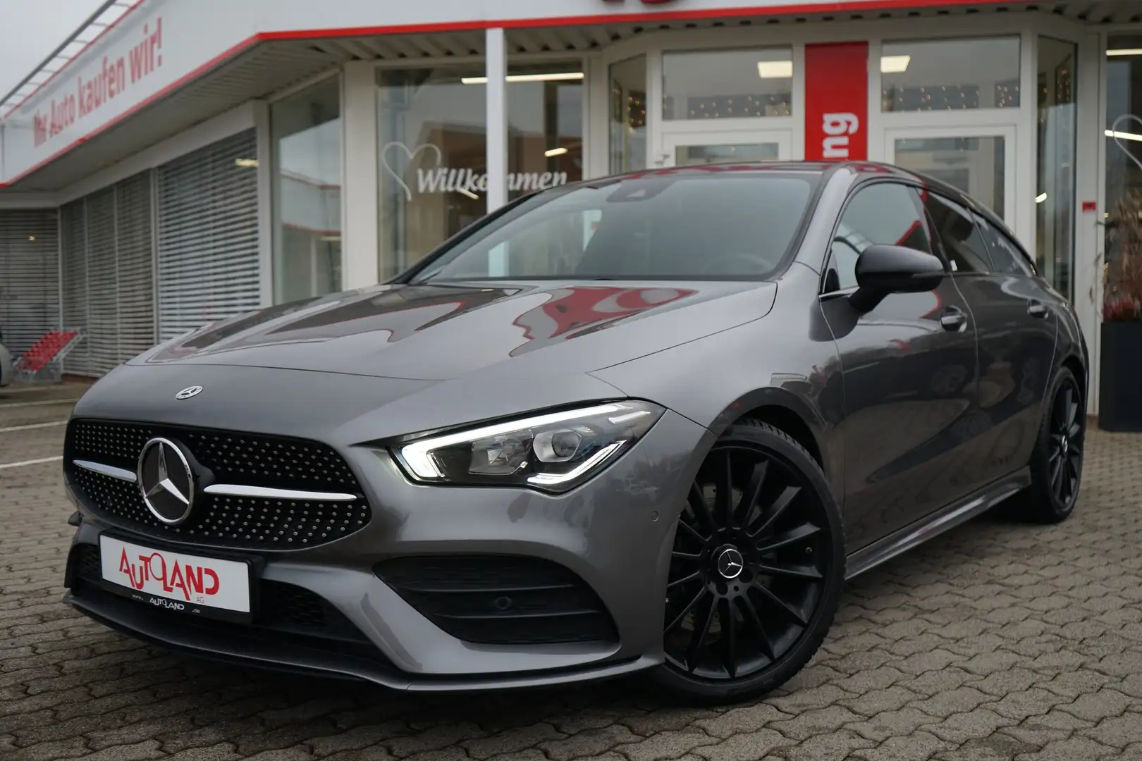 Mercedes-Benz CLA 220 SB AMG Line LED Navi Kamera Spurhalte Grey - 2