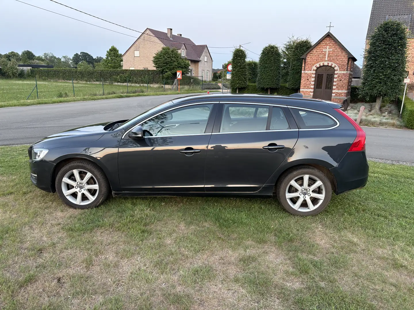 Volvo V60 D2 Geartronic Momentum - 2
