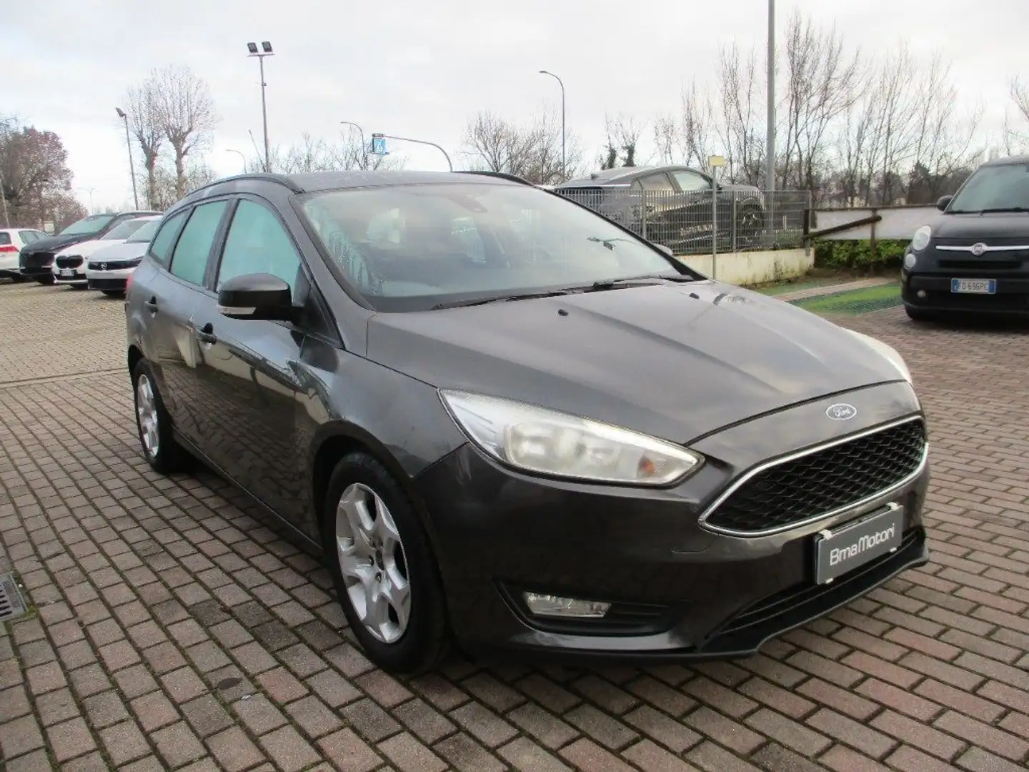 Ford Focus 1.5 TDCi 95 CV Start&Stop SW EURO6 Gris - 2