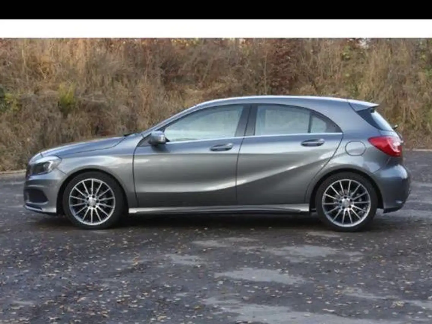 Mercedes-Benz A 160 Pack AMG int/ext GPS Gris - 2