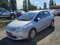 Toyota Auris Life+ 1,6 Benzin 83TKM Silber - thumbnail 3
